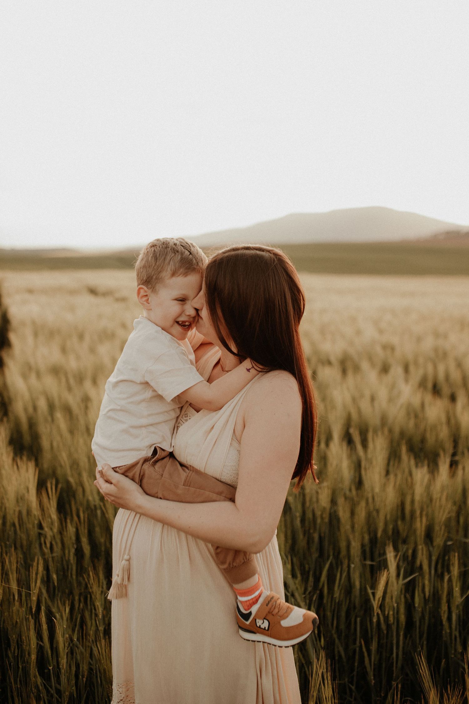 Schwangerschaftsfotos Sonnefeld – natürliche Babybauchfotografie in Franken