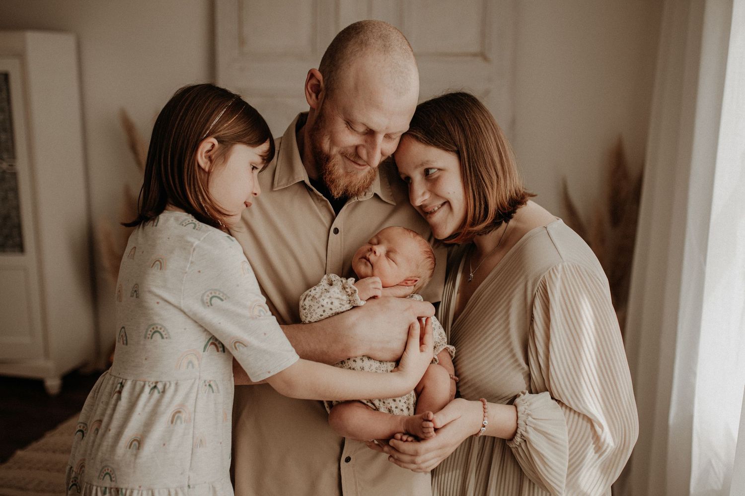 Newborn-Shooting in Rhön-Grabfeld – hochwertige Babybilder für Bad Königshofen und Römhild.