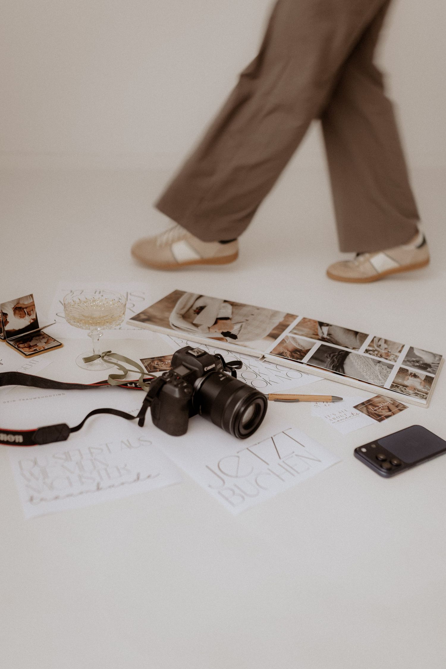Fotografin aus Südtüringen spezialisiert auf Hochzeiten, Familien, Paare und Neugeborene – natürliche, emotionale und liebevolle Fotografie.