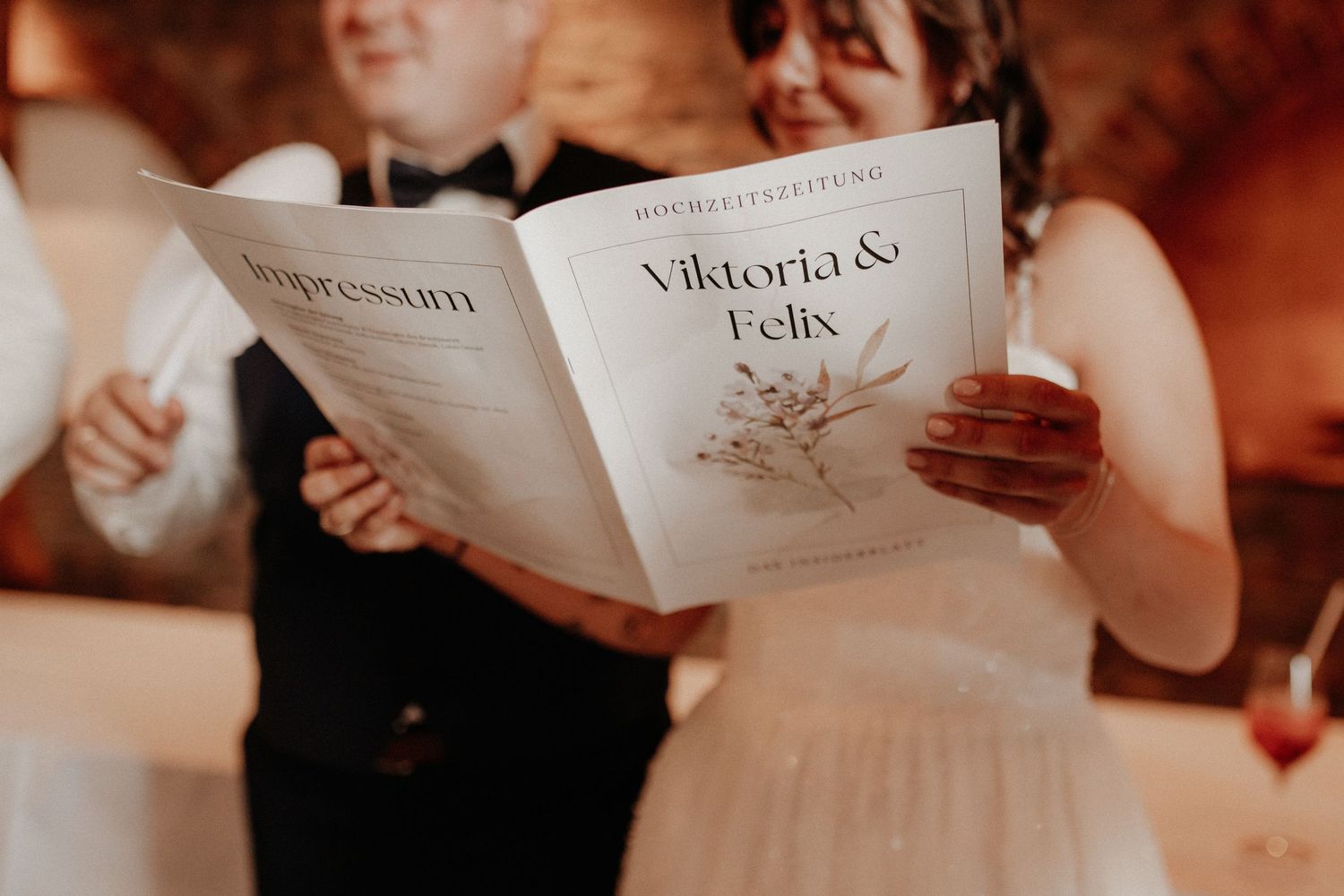 Natürliche Hochzeitsfotografie bei einer ganztägigen Hochzeitsbegleitung
