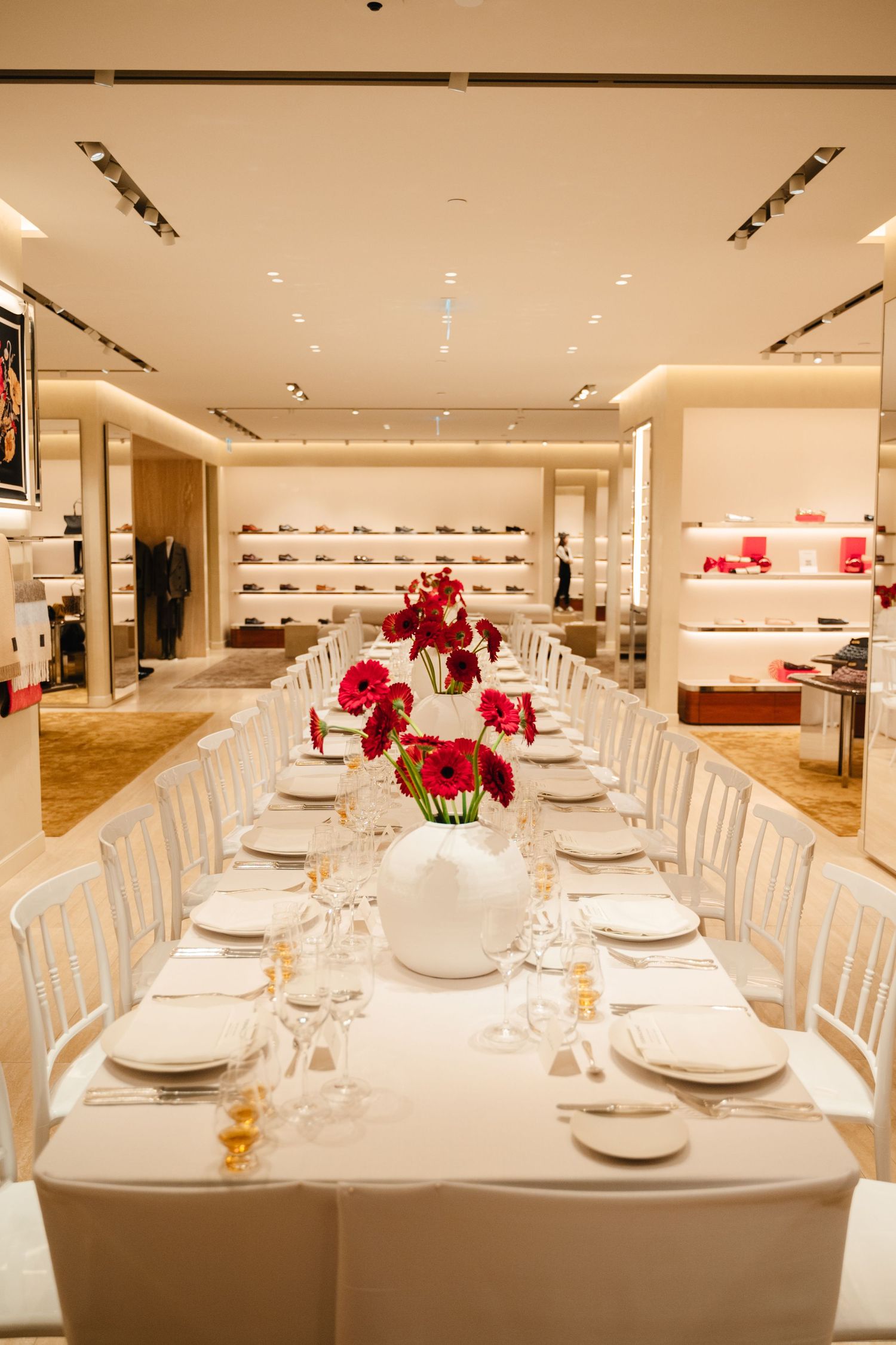 Document your luxury event with stunning photography that captures every moment—perfect for corporate, social, or creative experiences