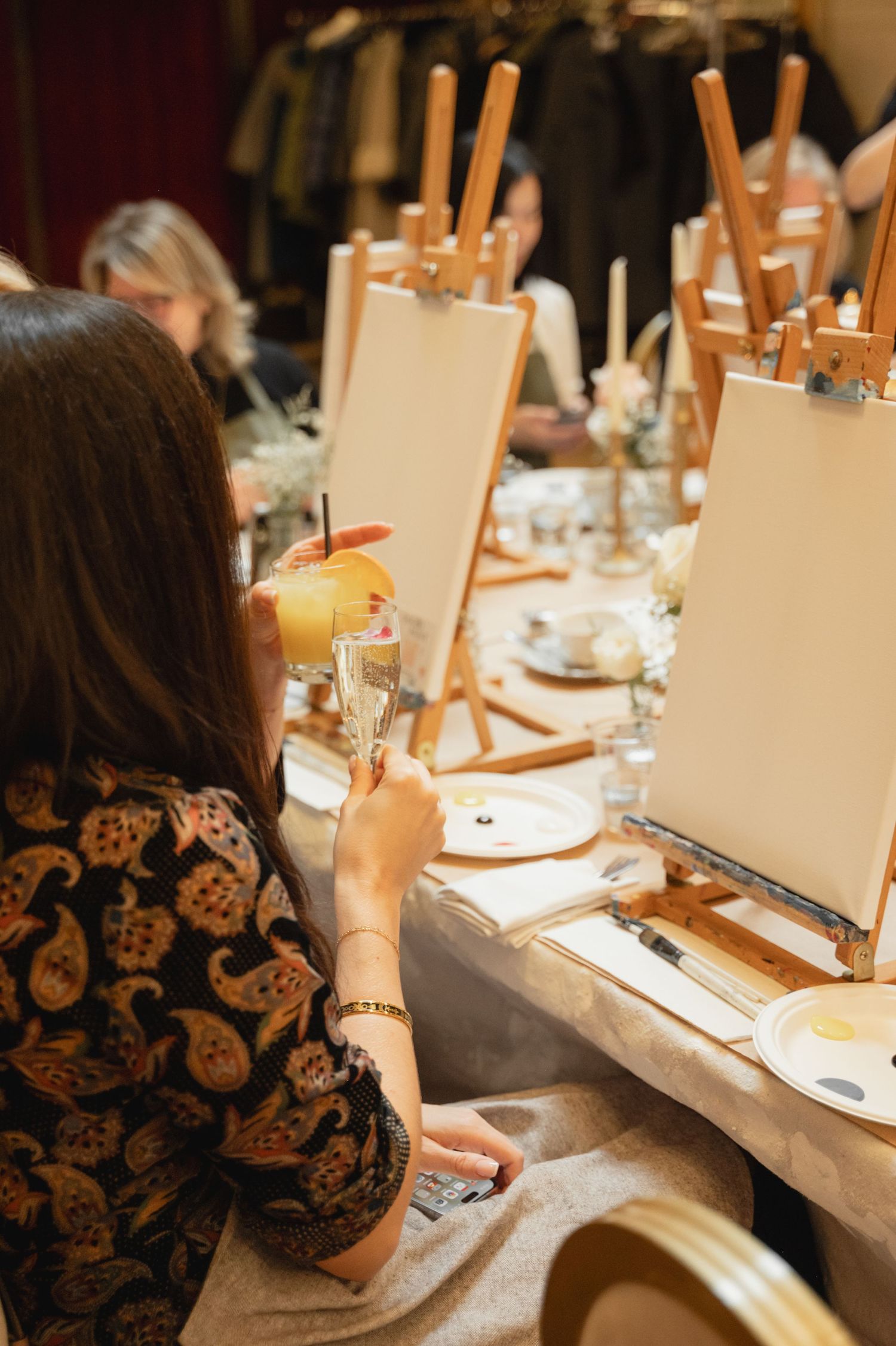 Document your event with stunning photography that captures every moment—perfect for corporate, social, or creative experiences