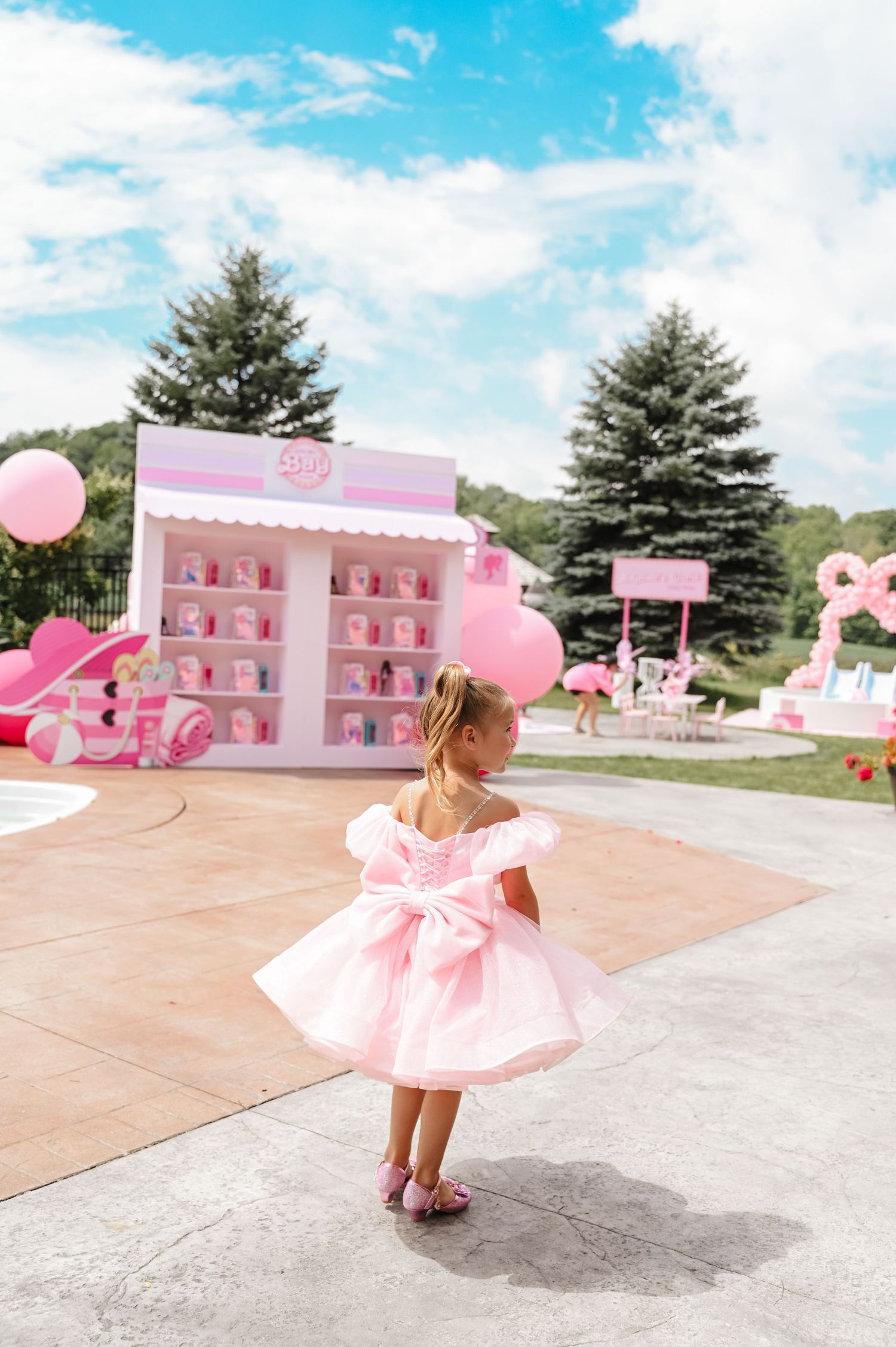 Document your luxury event with stunning photography that captures every moment—perfect for corporate, social, or creative experiences