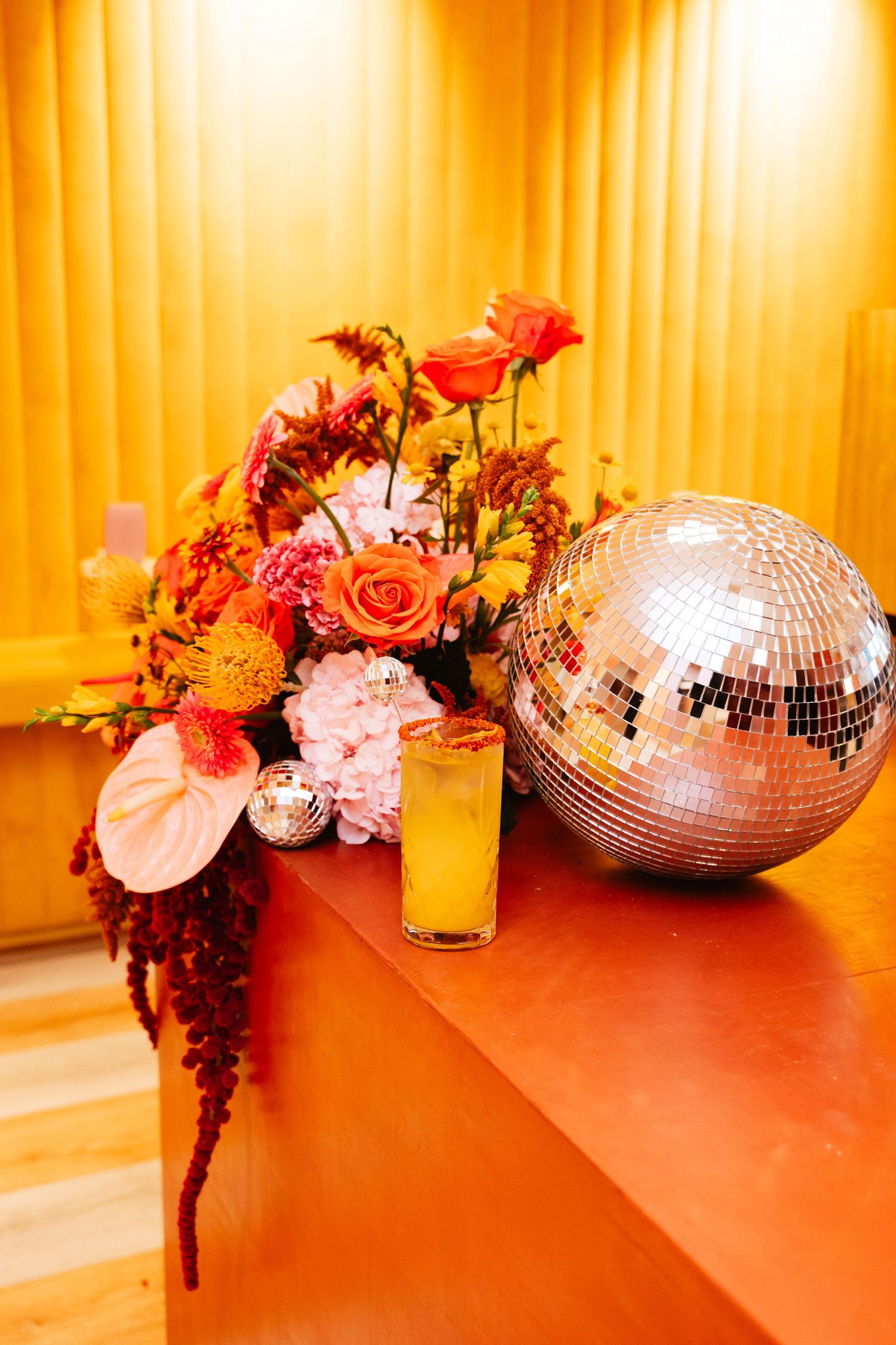 Document your luxury event with stunning photography that captures every moment—perfect for corporate, social, or creative experiences