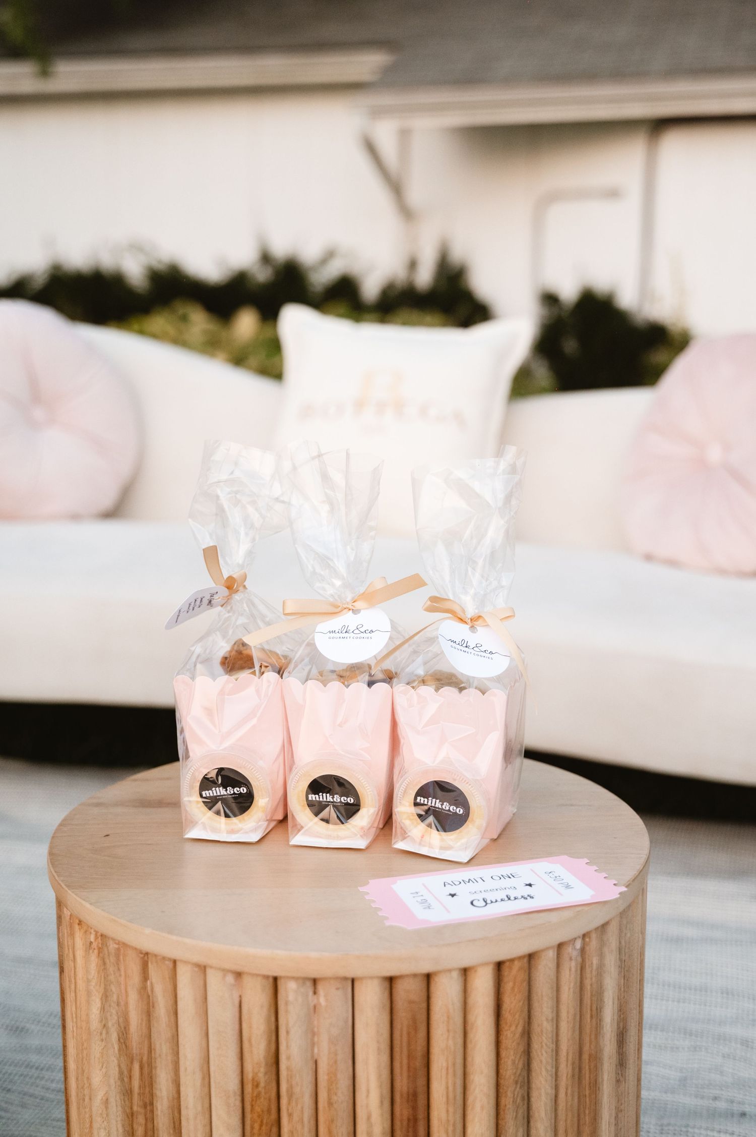 Document your luxury event with stunning photography that captures every moment—perfect for corporate, social, or creative experiences