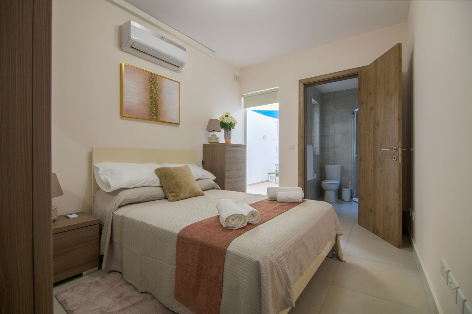 Real Estate image