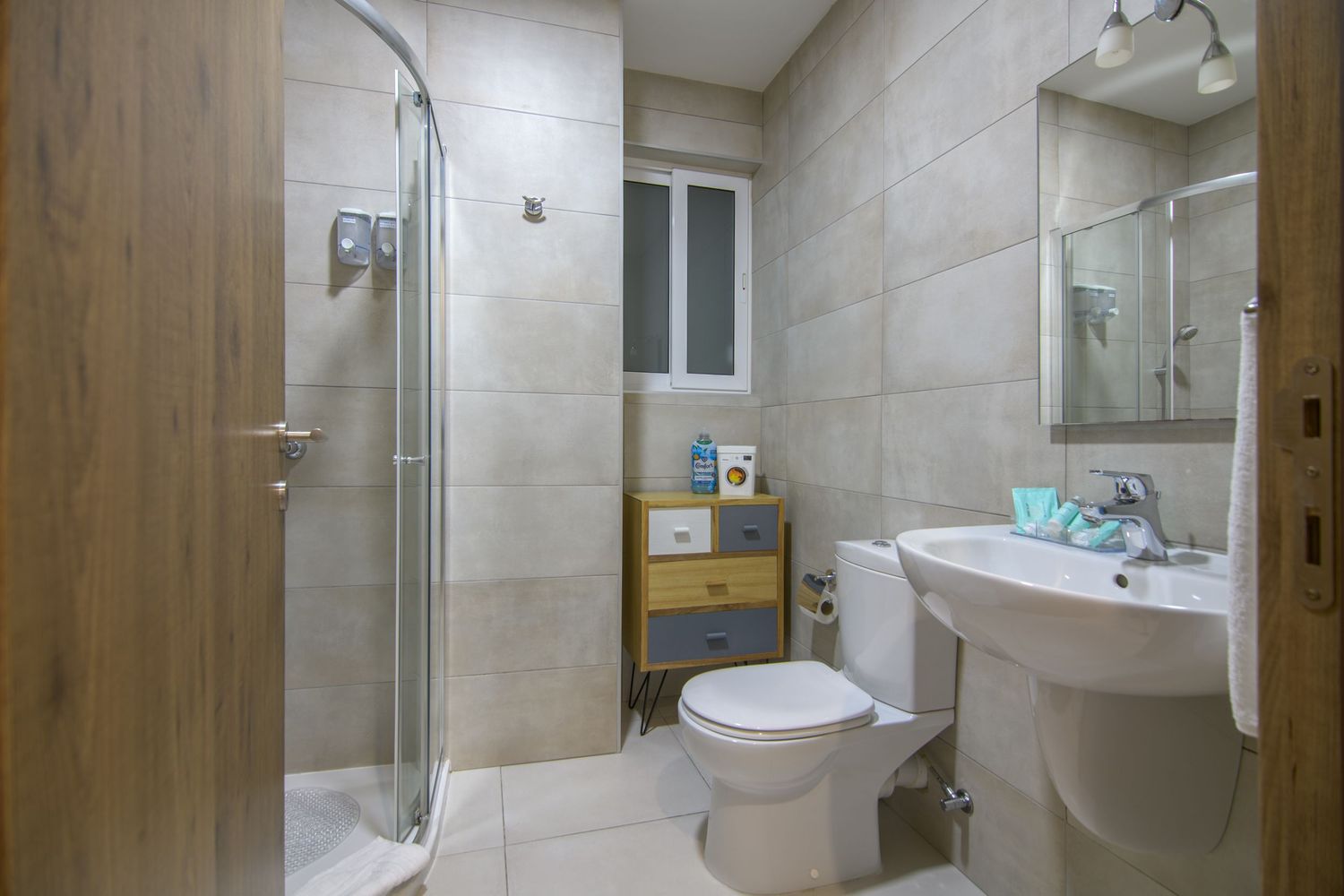 Real Estate image