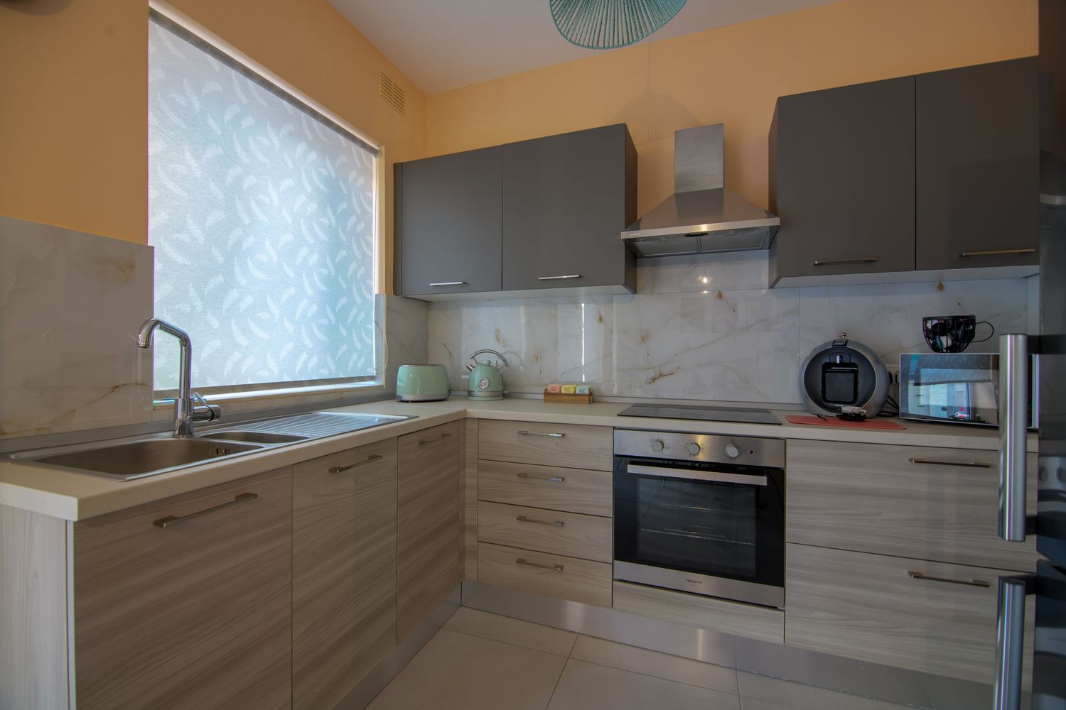 Real Estate image