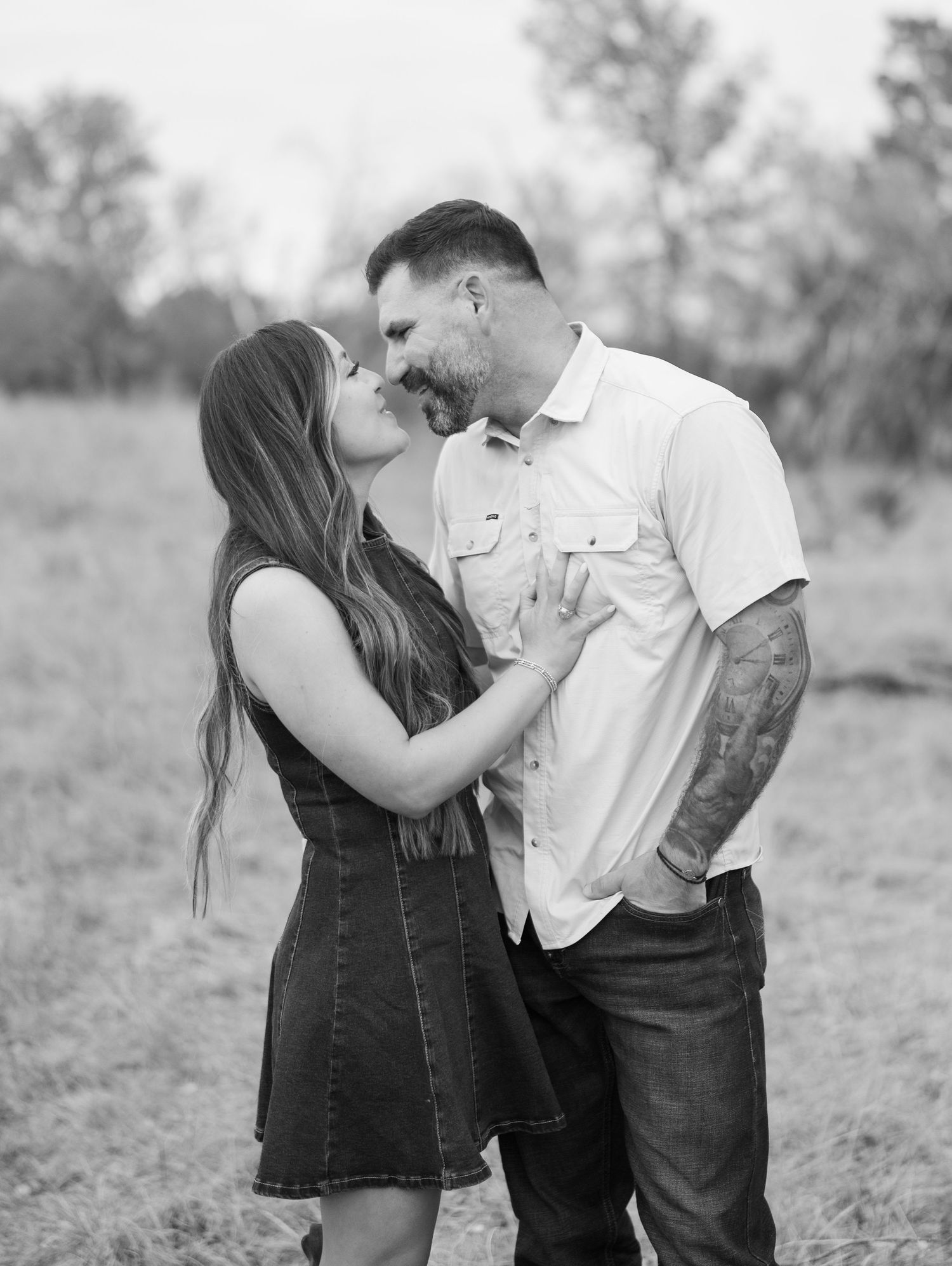Black and white portrait of a couple together during an outdoor photography session