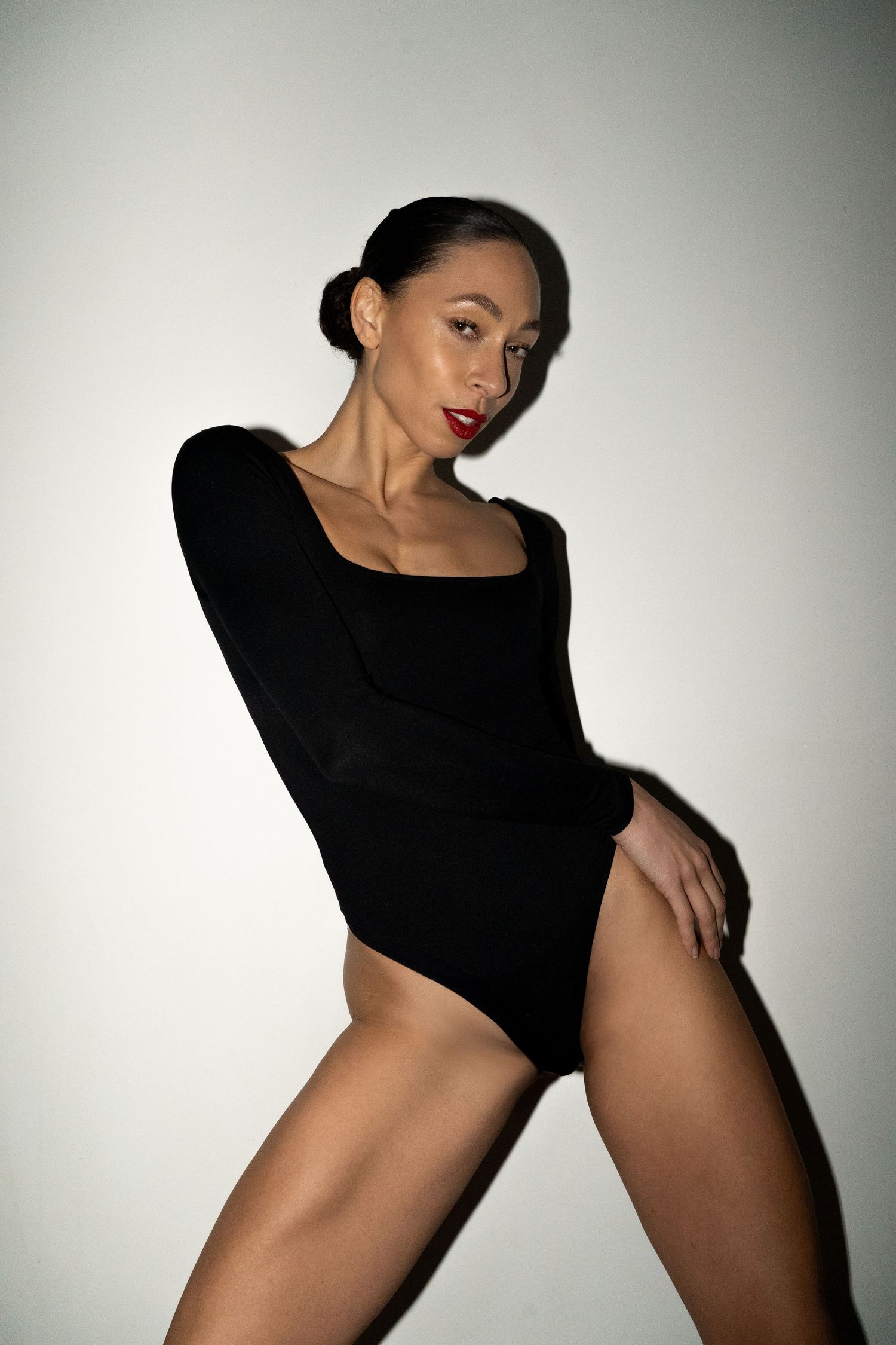 Fashion Dancer and Model Headshot and Portfolio photo.