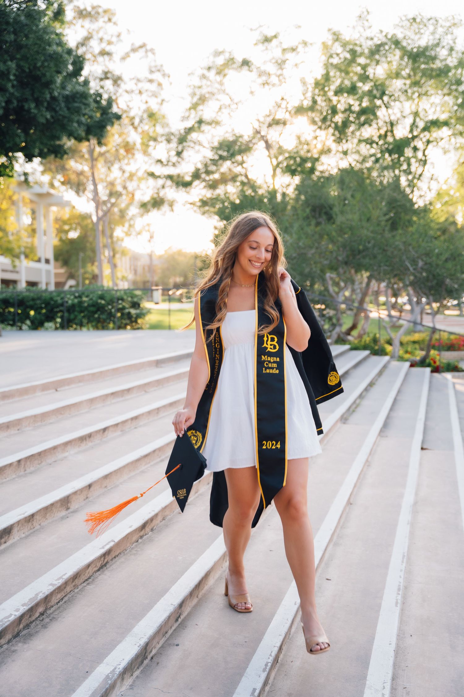 Golden-hour family, couples, senior, and elopement photography in California, Colorado, Hawaii, and Idaho. Travel, beach, and mountain portr