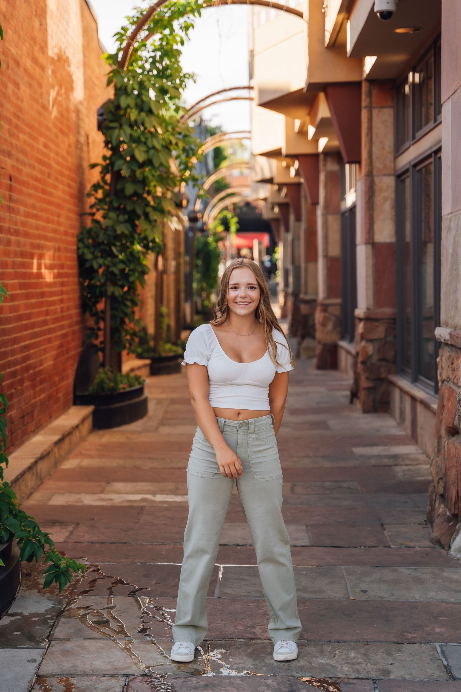 Travel family, senior, and couples photography across California, Colorado, Hawaii, and Idaho. Golden-hour beach and mountain sessions.