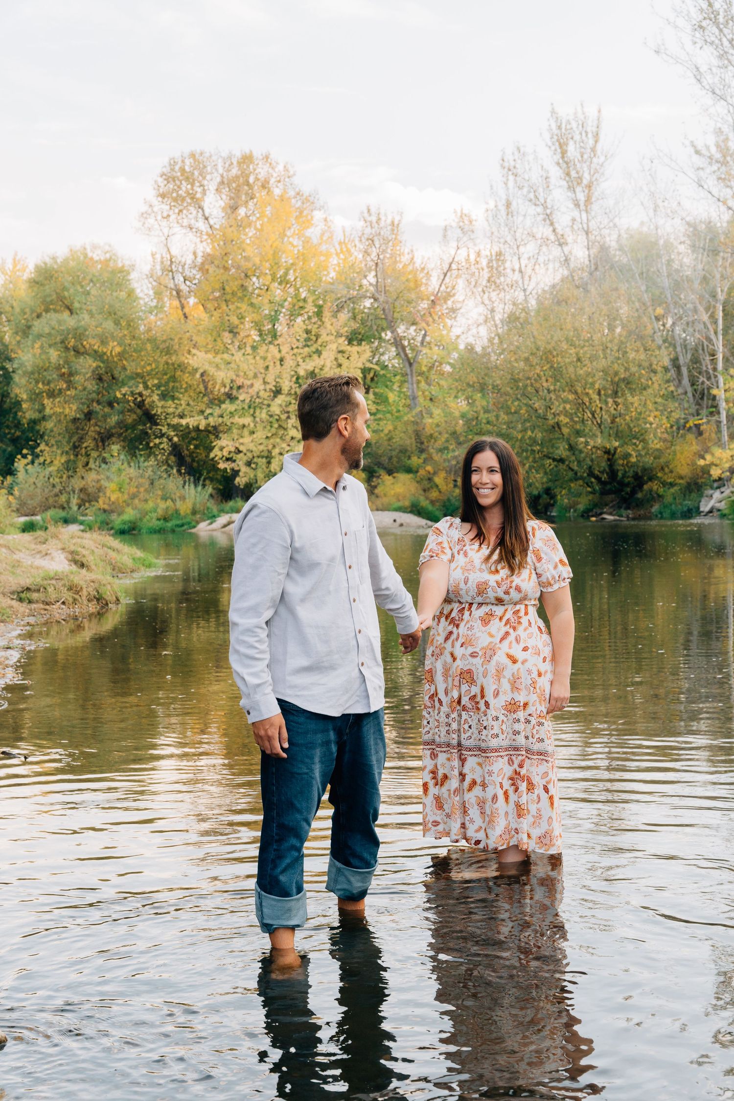Adventure-filled senior, family, and couples photography at golden hour in California, Colorado, Hawaii, and Idaho.