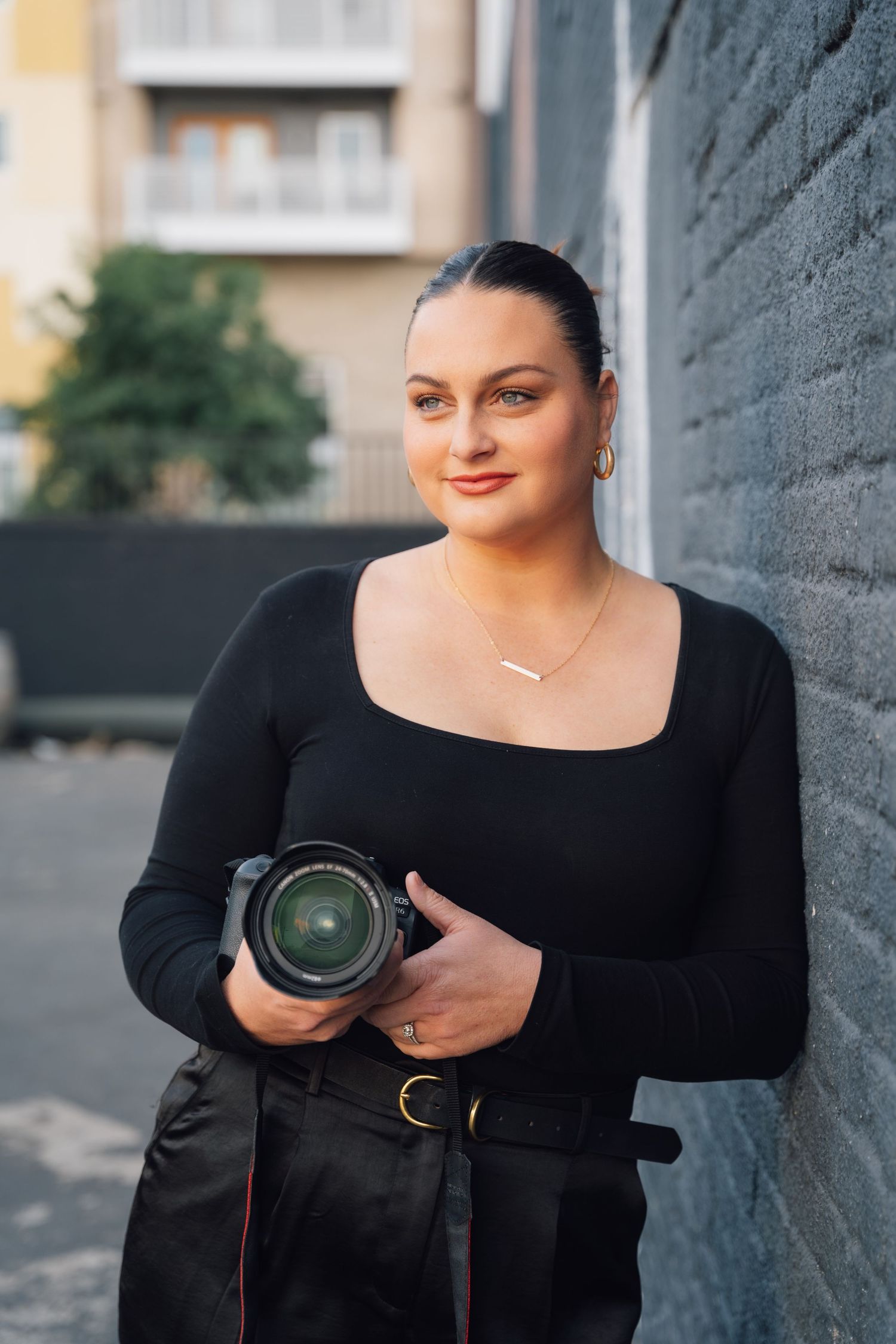 Travel family, senior, and couples photography across California, Colorado, Hawaii, and Idaho. Golden-hour beach and mountain sessions.