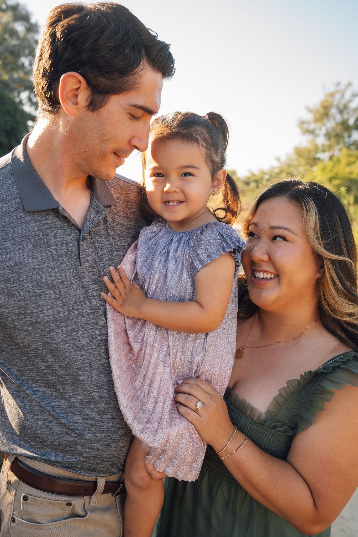 Travel family, senior, and couples photography across California, Colorado, Hawaii, and Idaho. Golden-hour beach and mountain sessions.