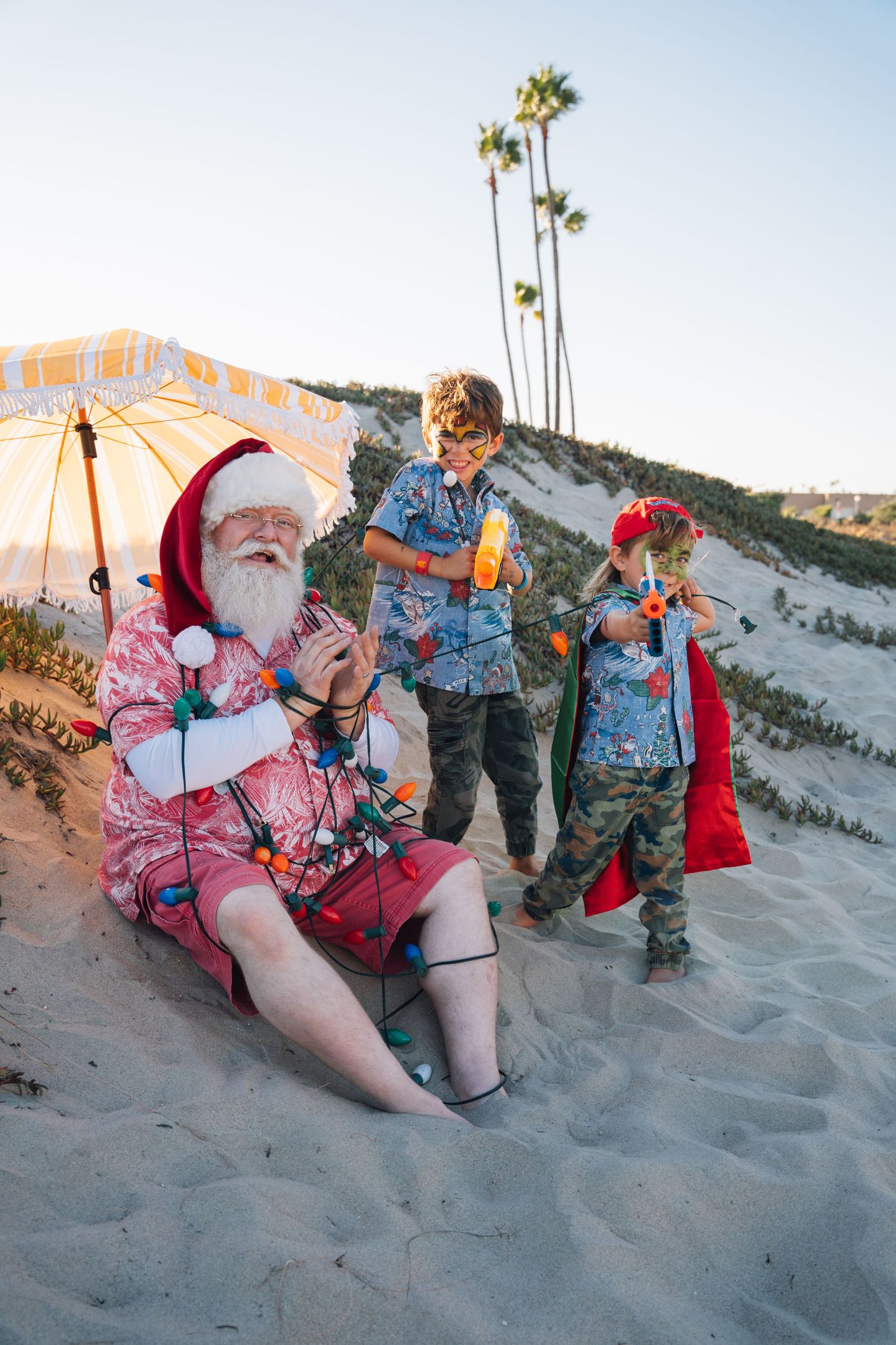 Travel family, senior, and couples photography across California, Colorado, Hawaii, and Idaho. Golden-hour beach and mountain sessions.