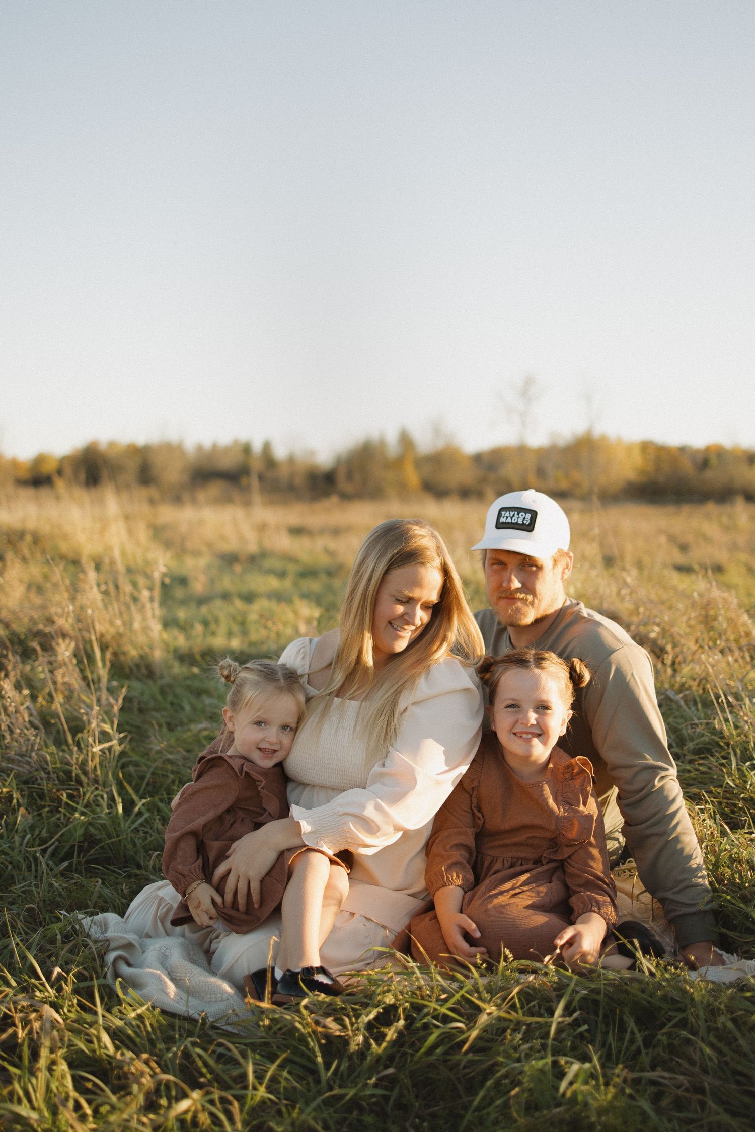 Lifestyle Family Photographer Newborn Maternity Perth Almonte Carleton Place Ottawa Kingston Kemptville Merrickville In Home Newborn