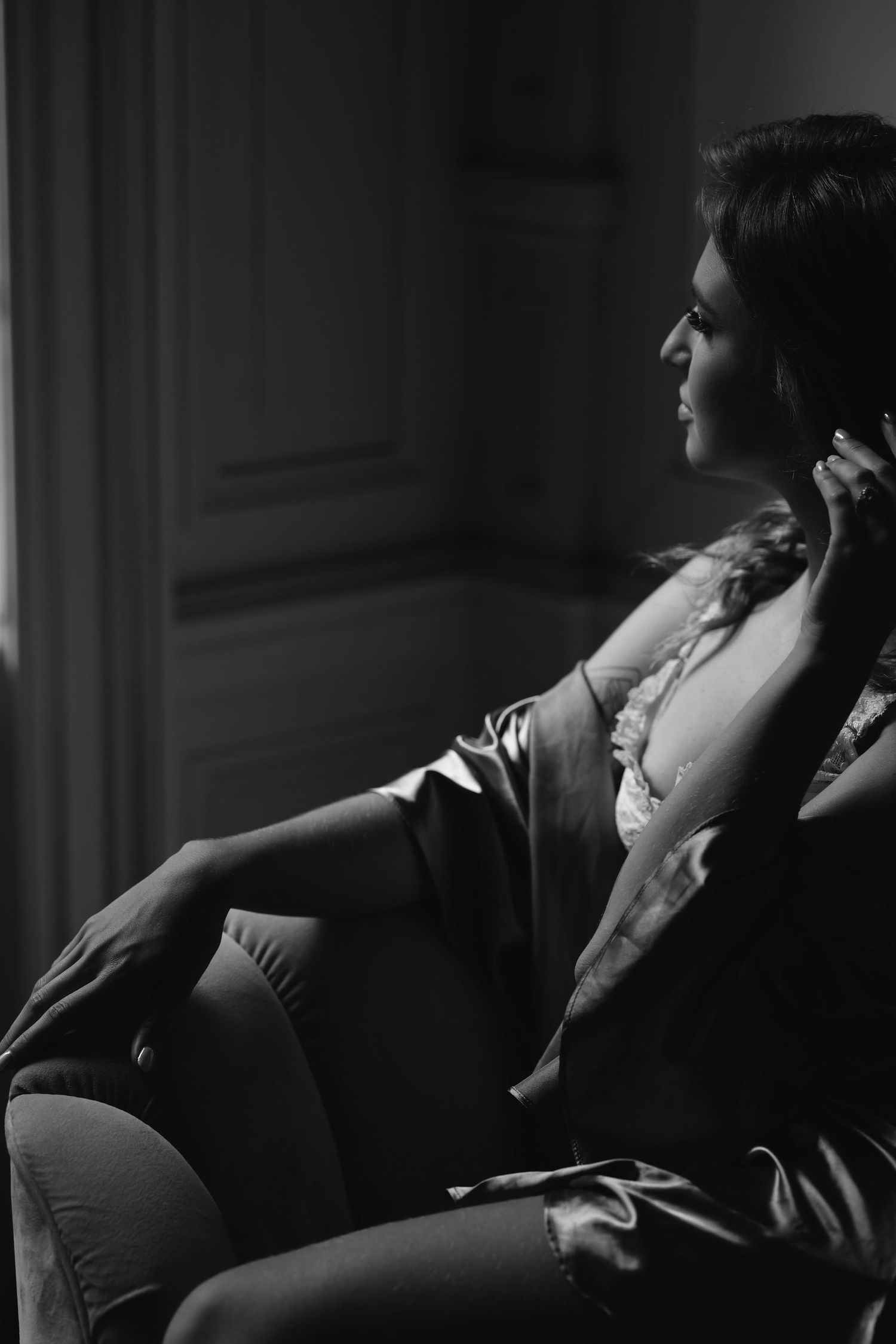 Moody black and white profile silhouettes showing quiet contemplation.