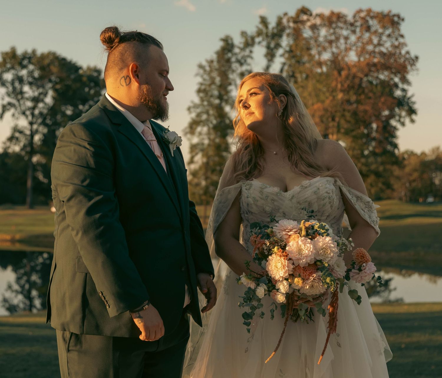 Wedding photographer Cleveland Ohio 
Cinematic photographer Cleveland Ohio 
Documentary style photographer 
moody Ohio photographer