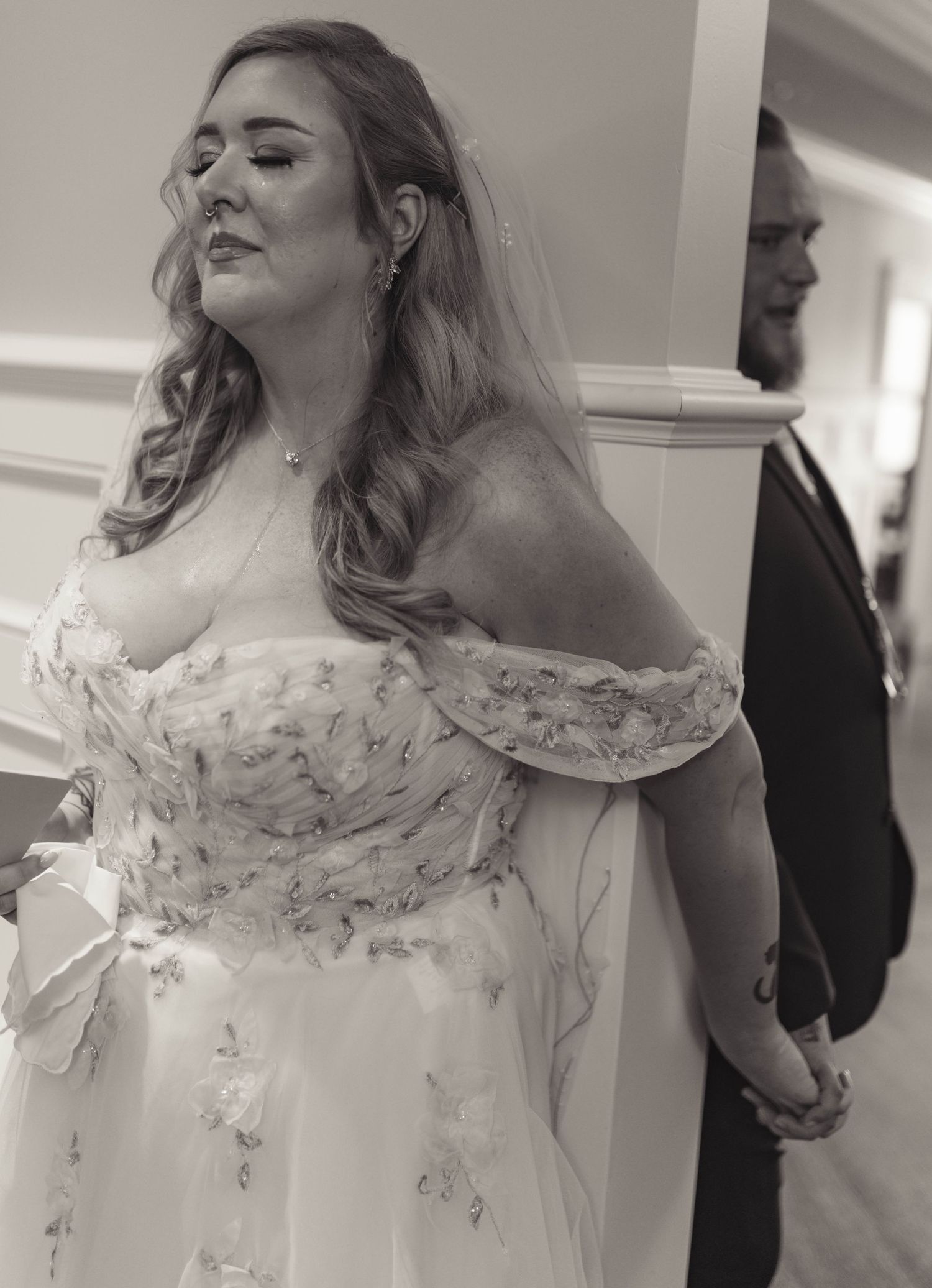 Wedding photographer Cleveland Ohio 
Cinematic photographer Cleveland Ohio 
Documentary style photographer 
moody Ohio photographer