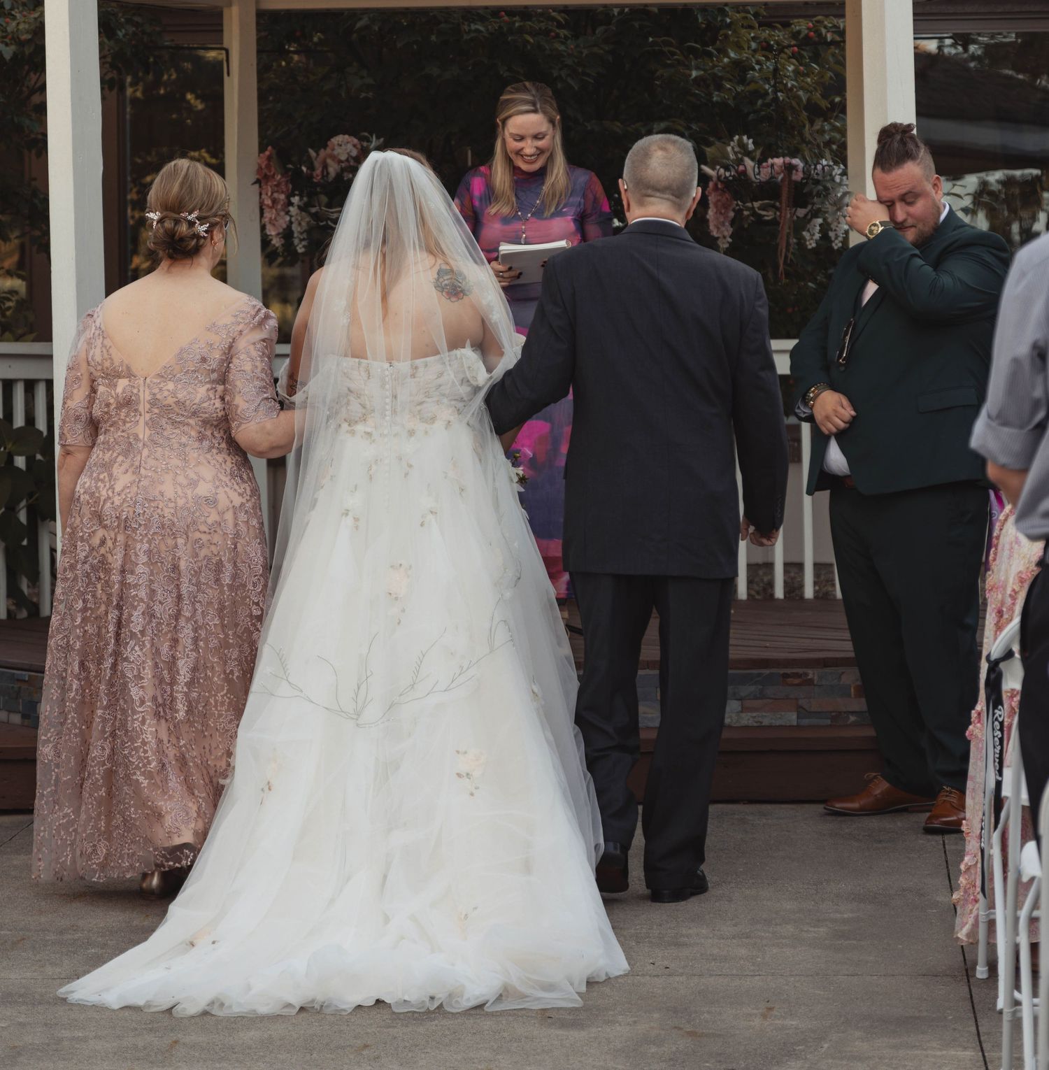 Wedding photographer Cleveland Ohio 
Cinematic photographer Cleveland Ohio 
Documentary style photographer 
moody Ohio photographer