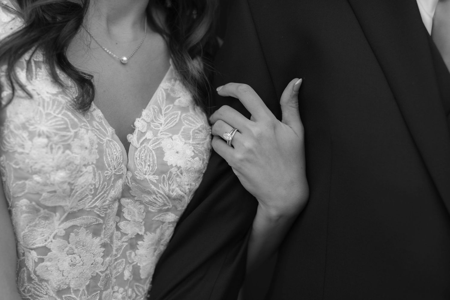 detail photos of bride and groom
