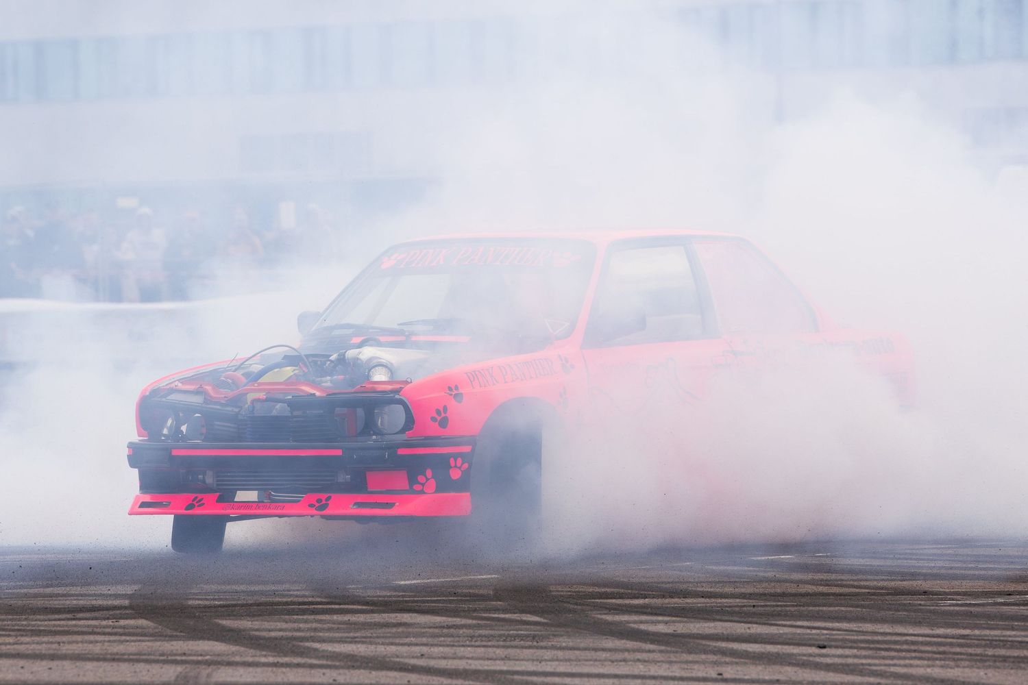 Drifting-auto savupilvessä, Eagle Drift Battle 2025, Kotka