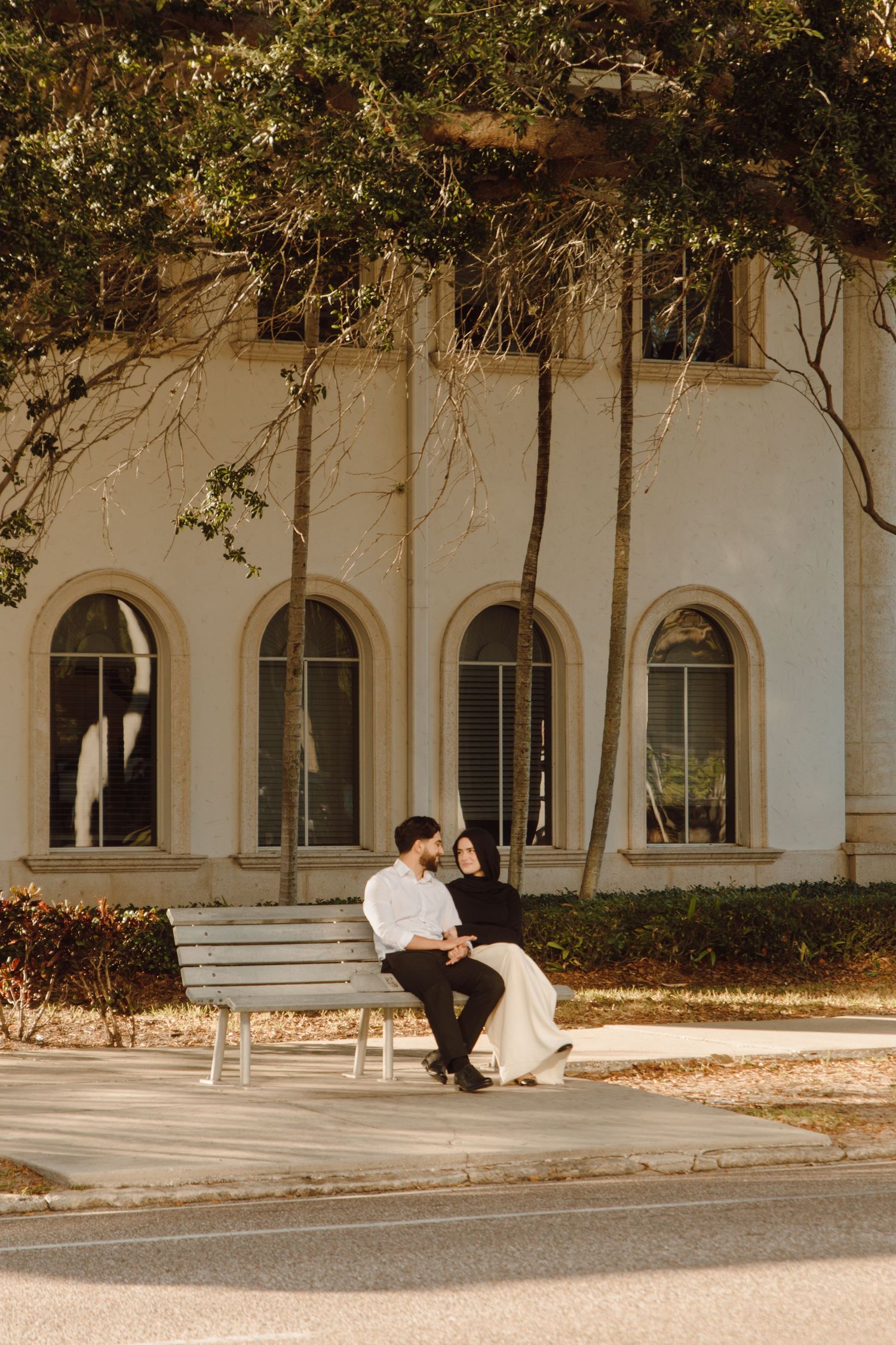documentary style photographer, fine art wedding photographer cinematic wedding photographer, film inspired romantic dreamy editorial hawaii