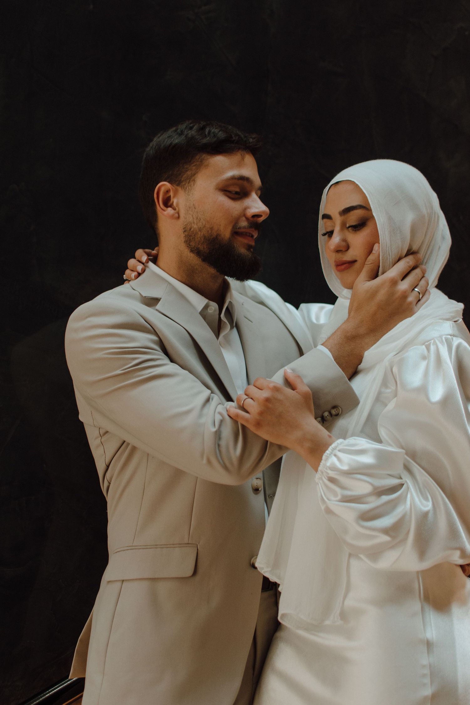 documentary style photographer, fine art wedding photographer, cinematic wedding photographer, elegant wedding photographer vegan wedding