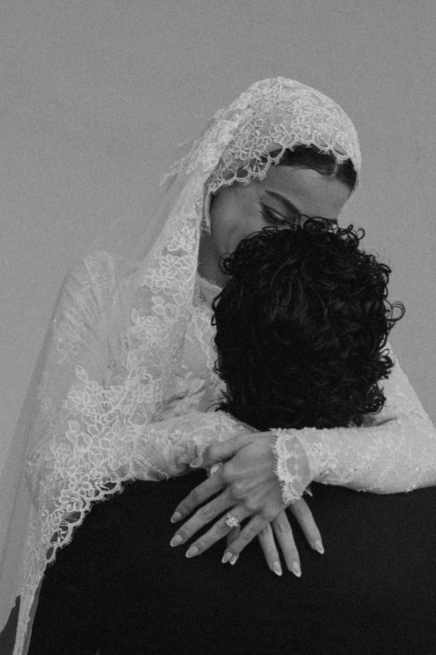 documentary style photographer, fine art wedding photographer, cinematic wedding photographer, elegant wedding photographer