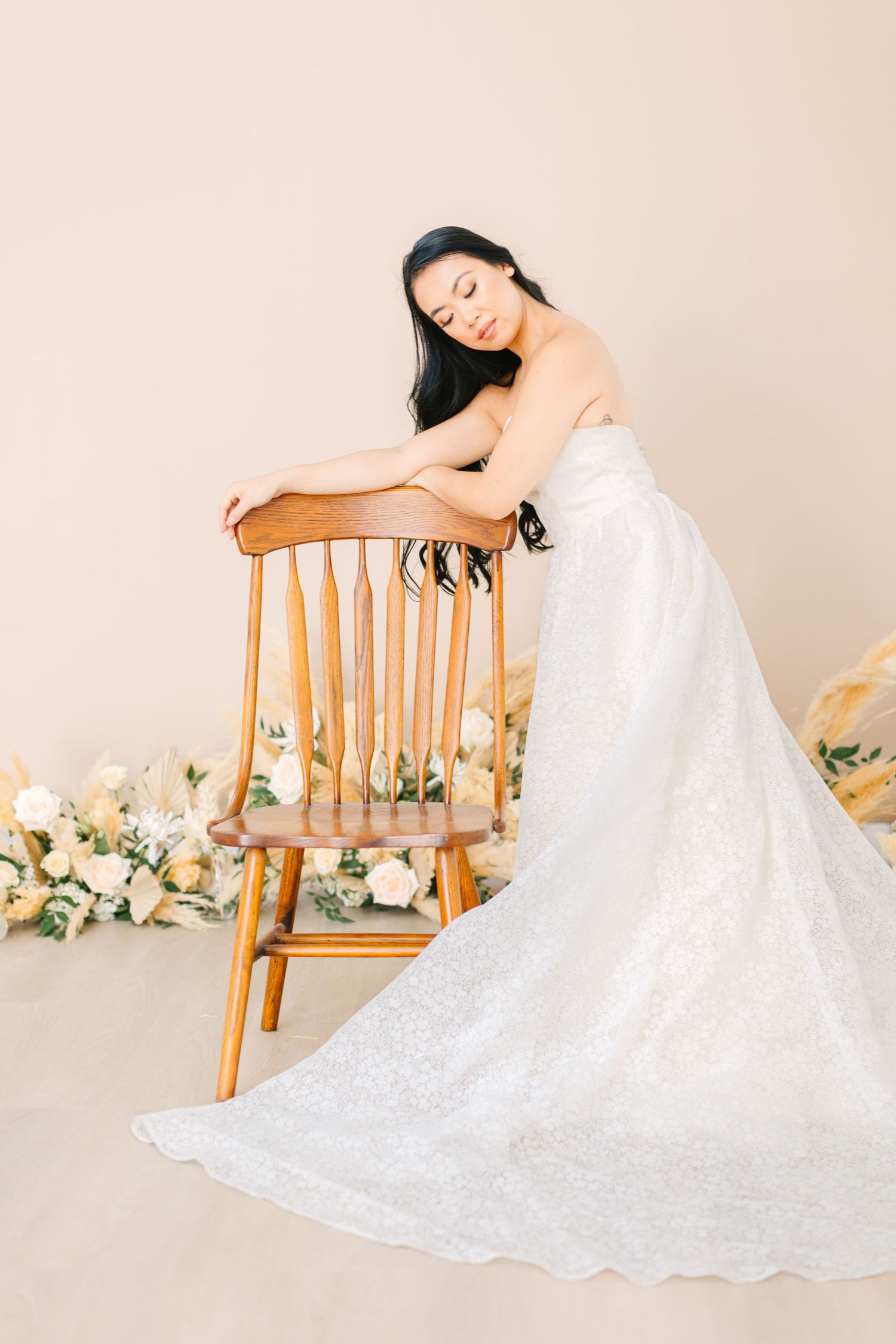Studio bridal portraits, in studio bridal photos, indoor bridal portraits, DFW bridal photo locations, Swan Photography, best DFW photog