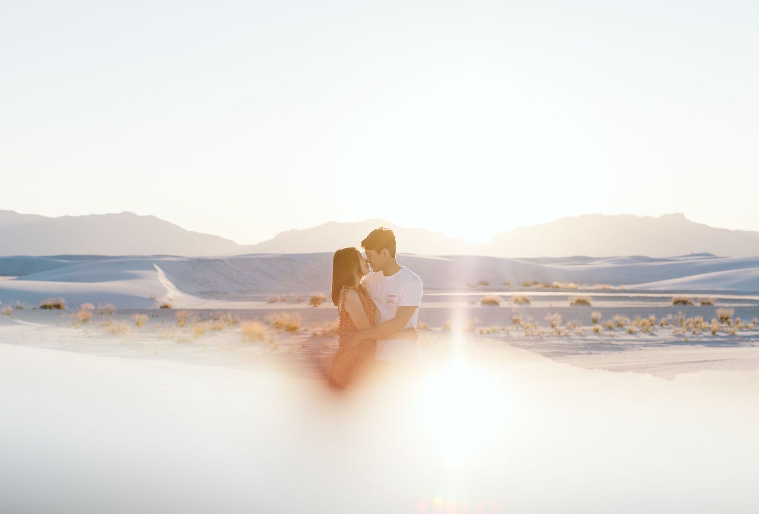 Engagement session at White Sands National Monument, true to life photographer in Fort Worth, best engagement photographer in Fort Worth
