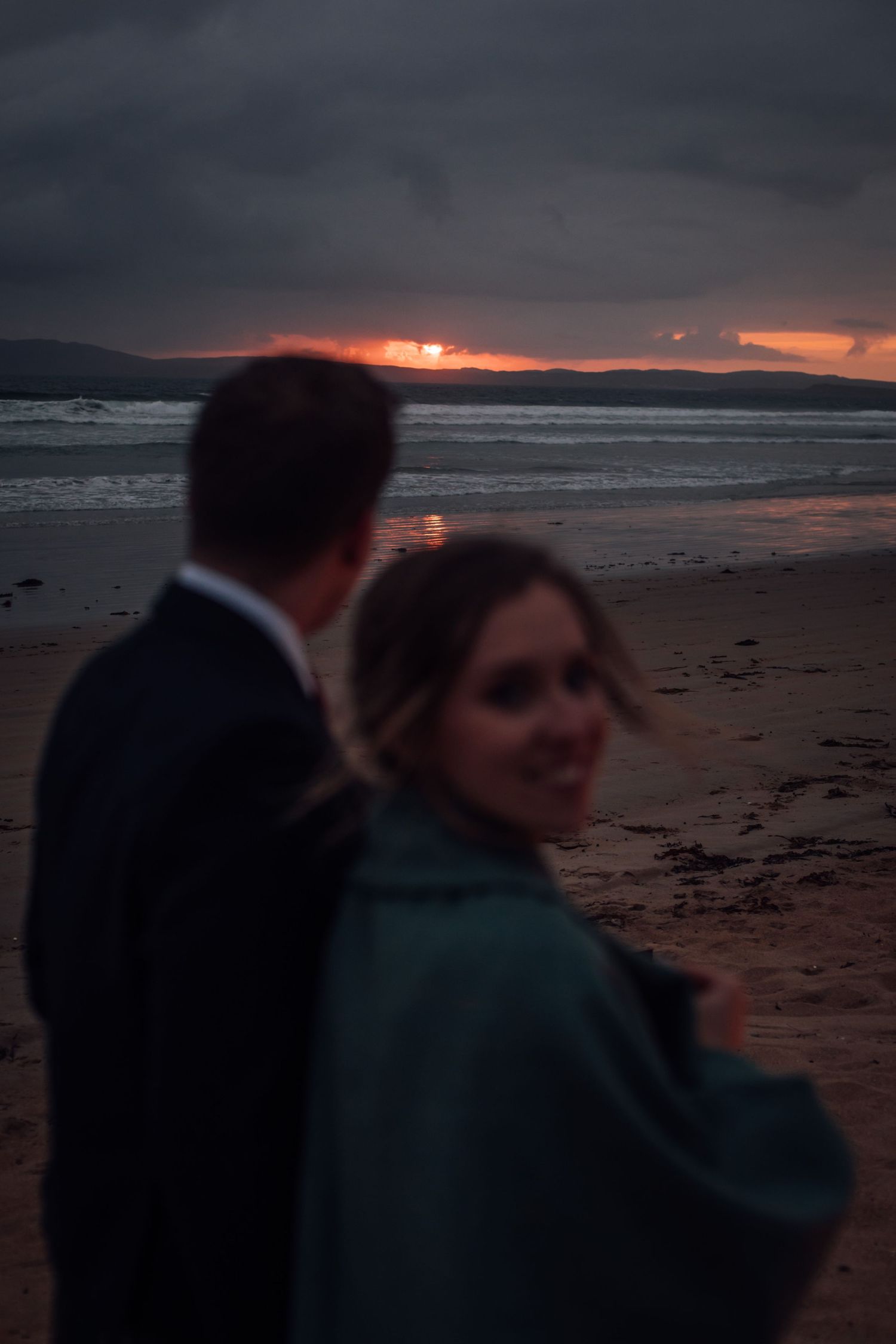 wedding couple in dramatic Scottish coastal setting