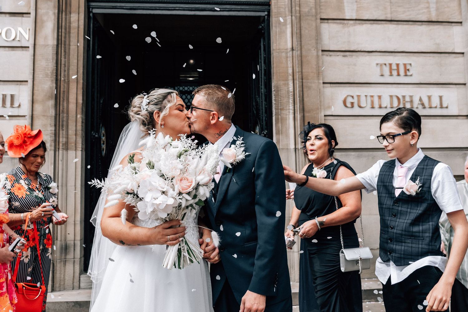 Bride and groom at The Guidhall Hull