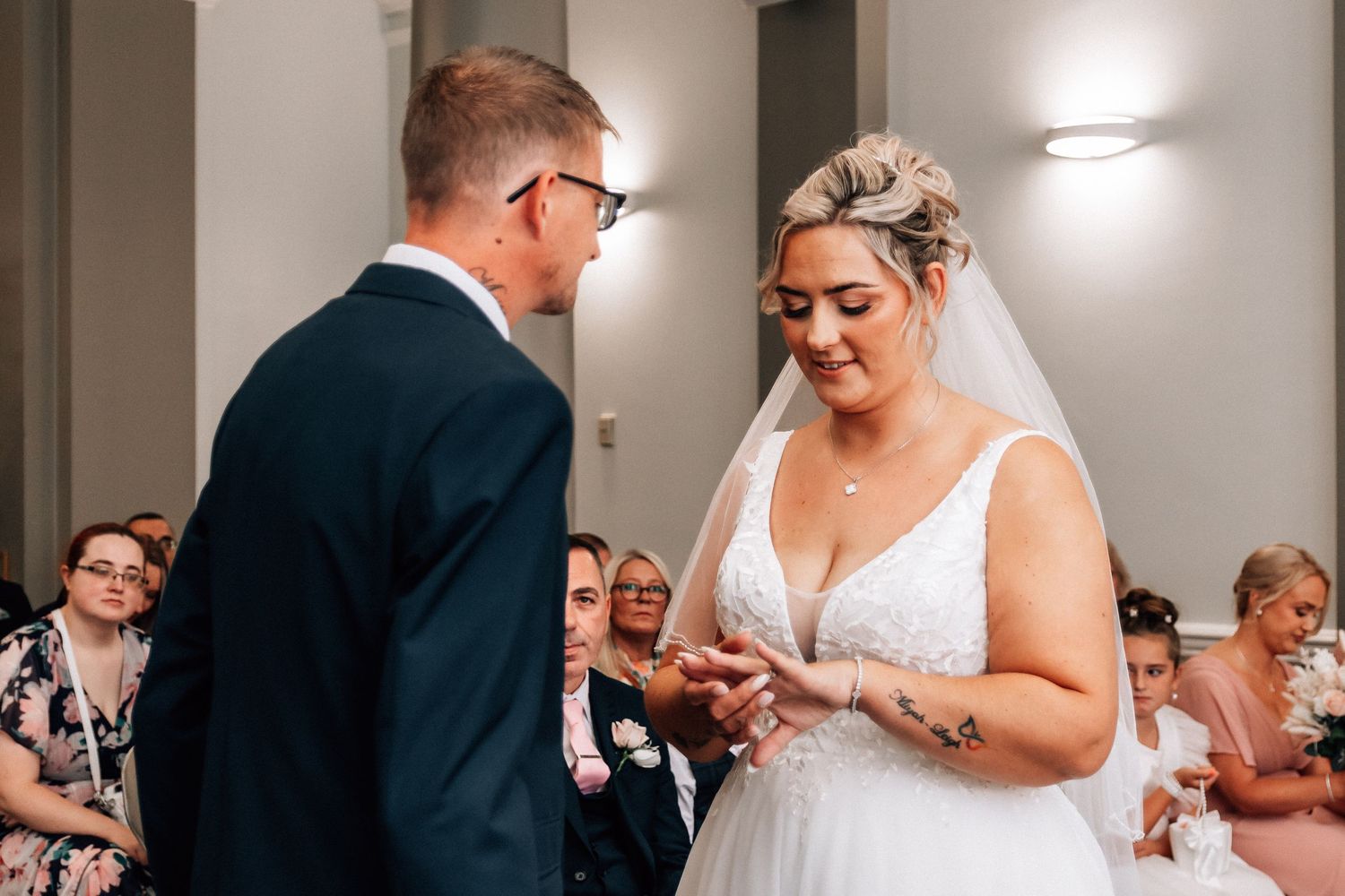 Bride and groom at The Guidhall Hull