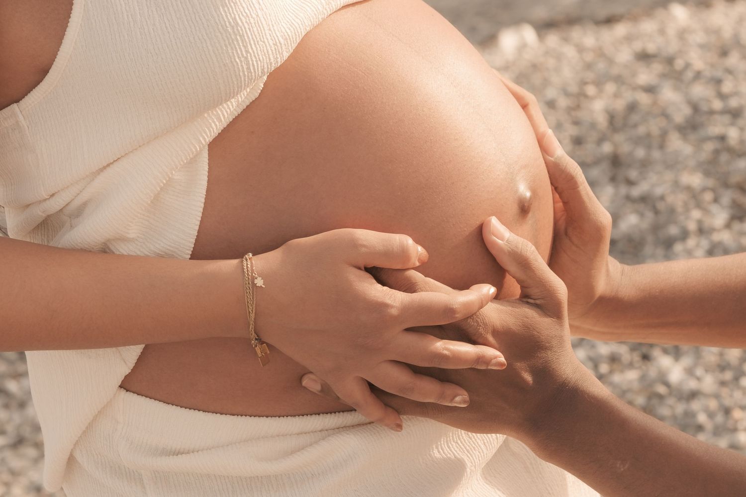 Maternity photography session in Geneva, Switzerland
