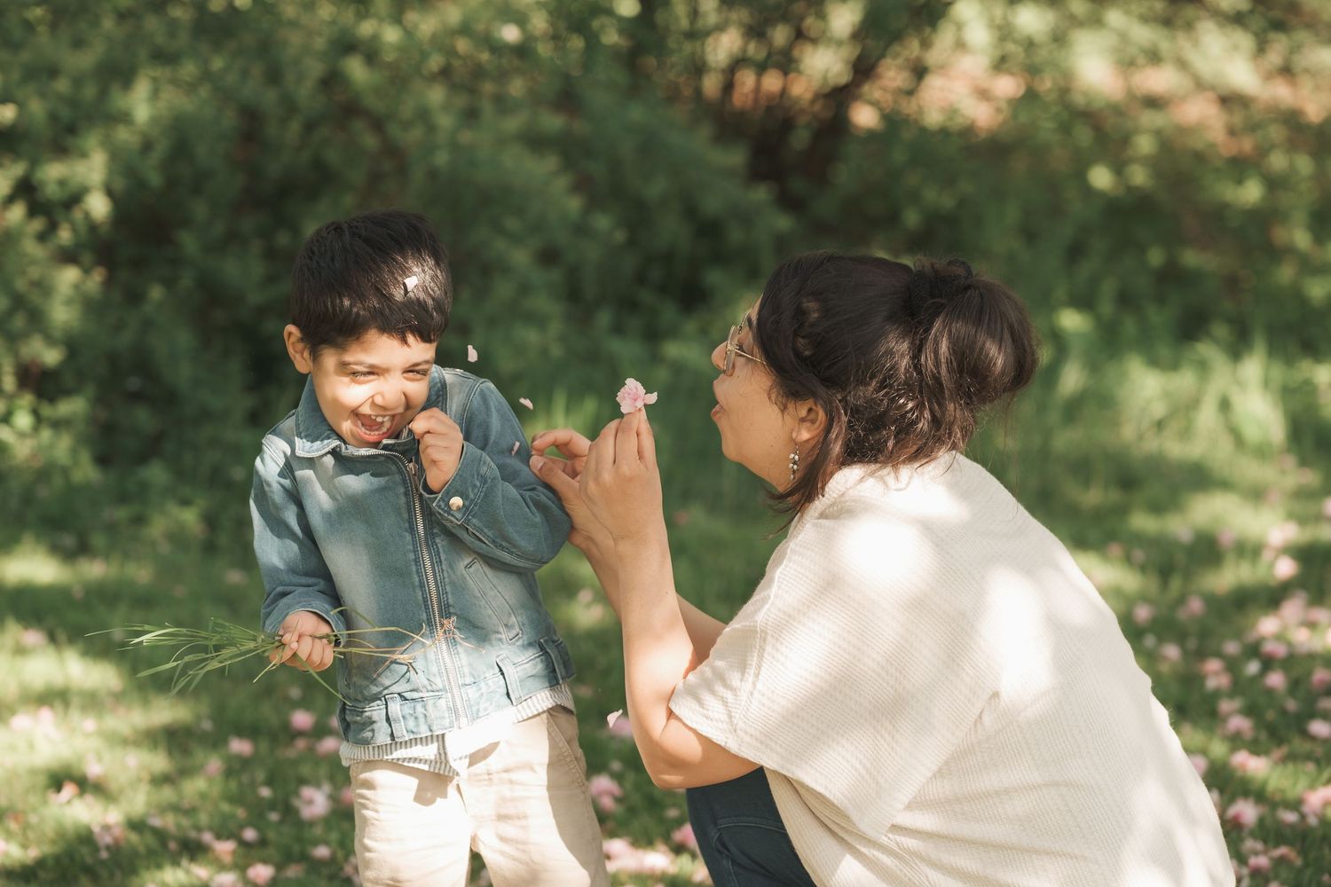Family photography session in Geneva, Switzerland