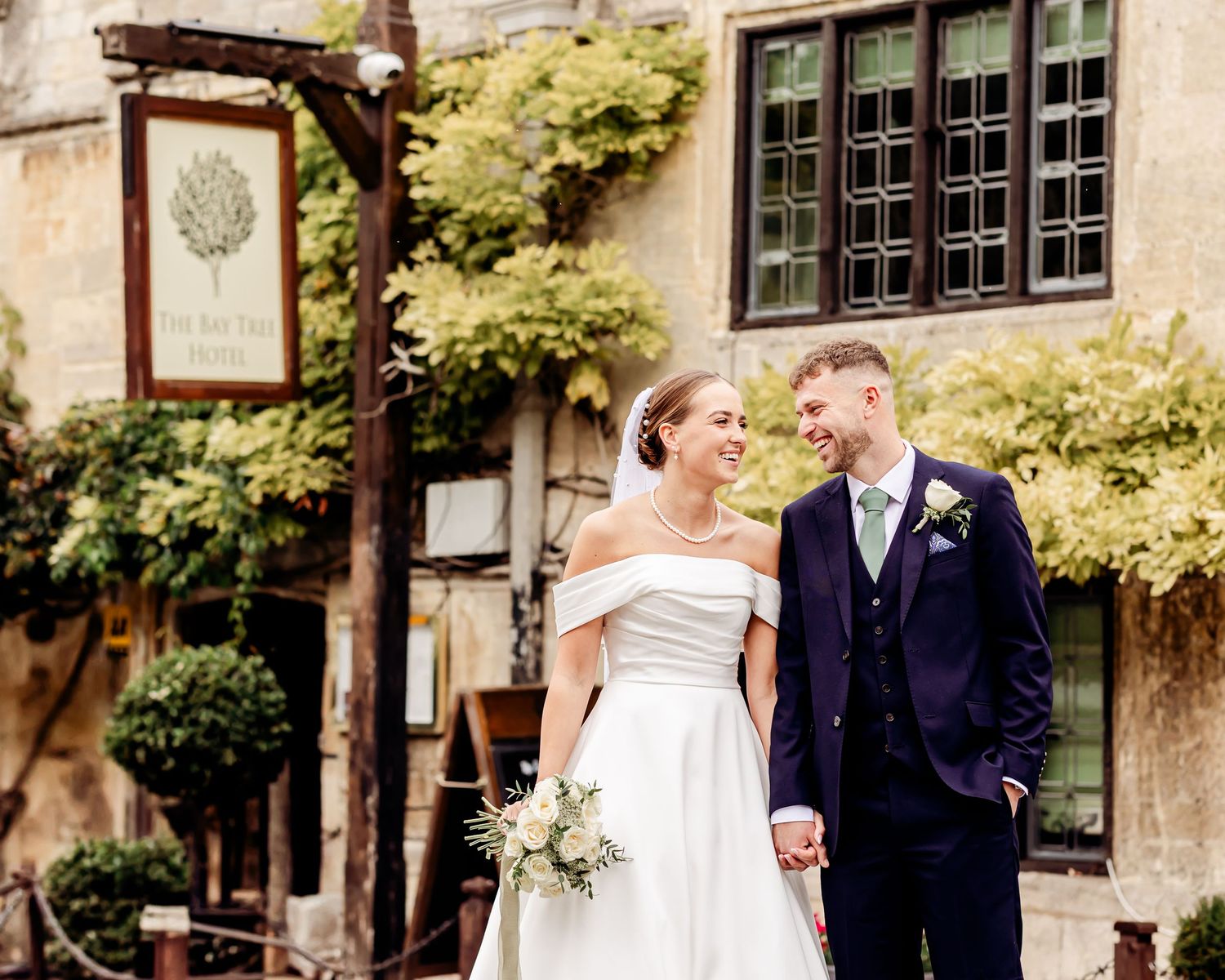 Lara Jacques Wedding Photographer Bay Tree Hotel Burford