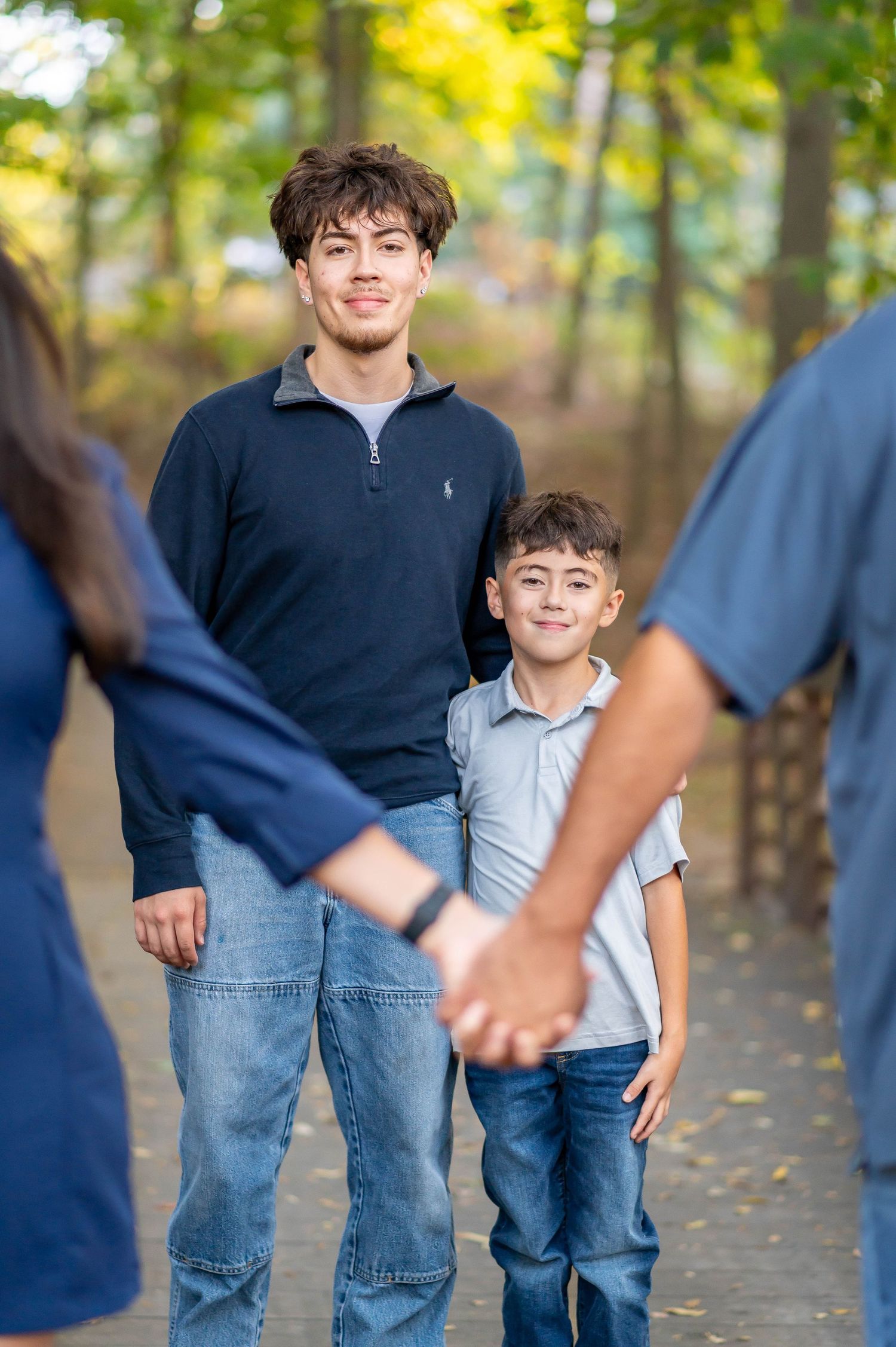 Outdoor family session in Kansas City and the KC metro, serving Leavenworth and Ft. Leavenworth with scenic park portraits.