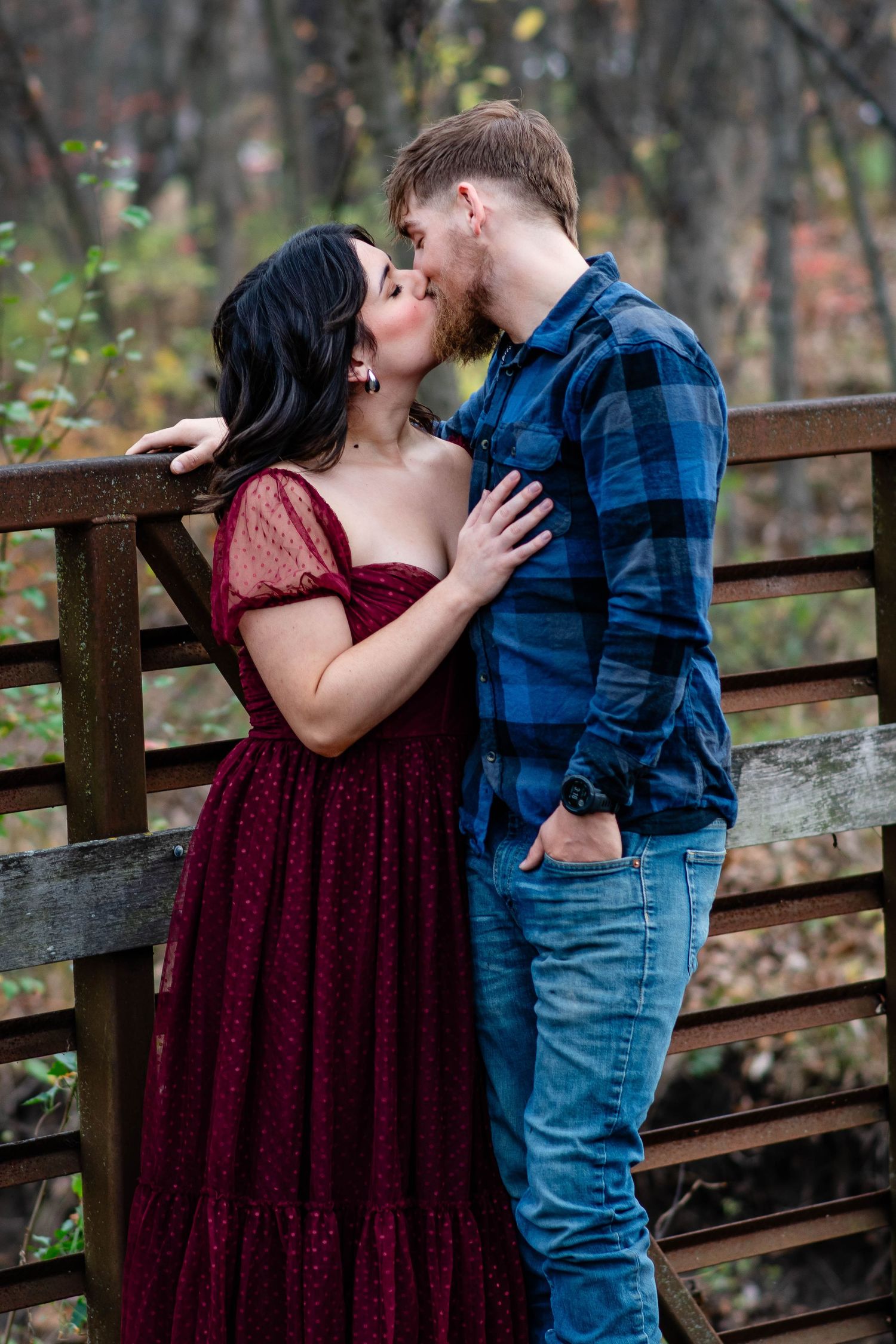 Couples photography in Kansas City and the KC metro, serving Leavenworth and Ft. Leavenworth with natural, timeless portraits.