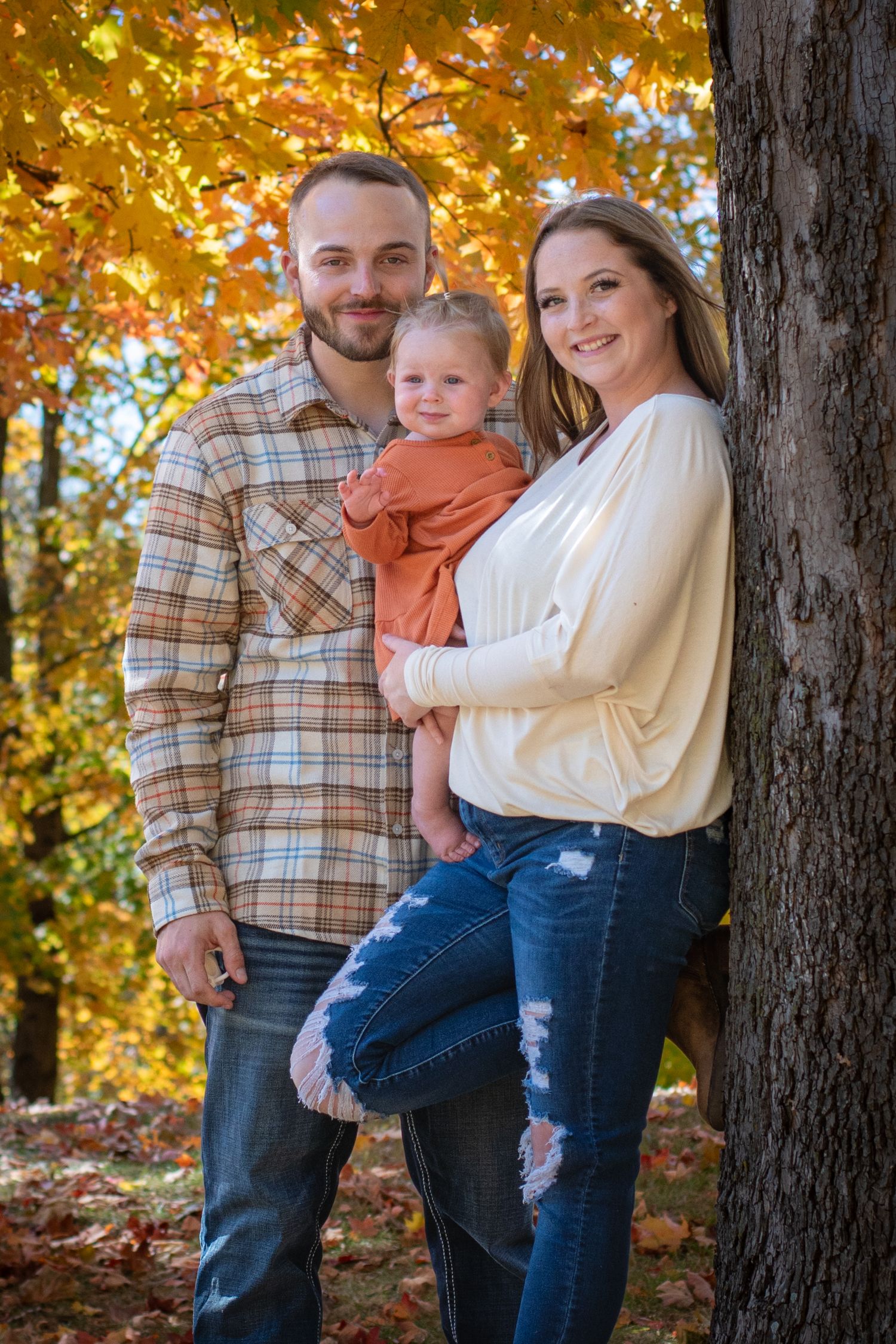 Outdoor family photography in Kansas City and the KC metro, serving Leavenworth and Ft. Leavenworth with natural, authentic portraits.