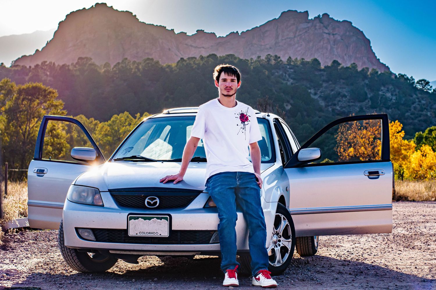Senior portraits for boys in Kansas City and the KC metro, serving Leavenworth and Ft. Leavenworth with bold, natural style.