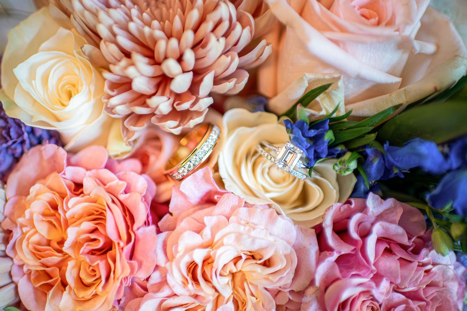 Wedding portraits in Kansas City and the KC metro, serving Leavenworth and Ft. Leavenworth. Kansas City wedding photographer