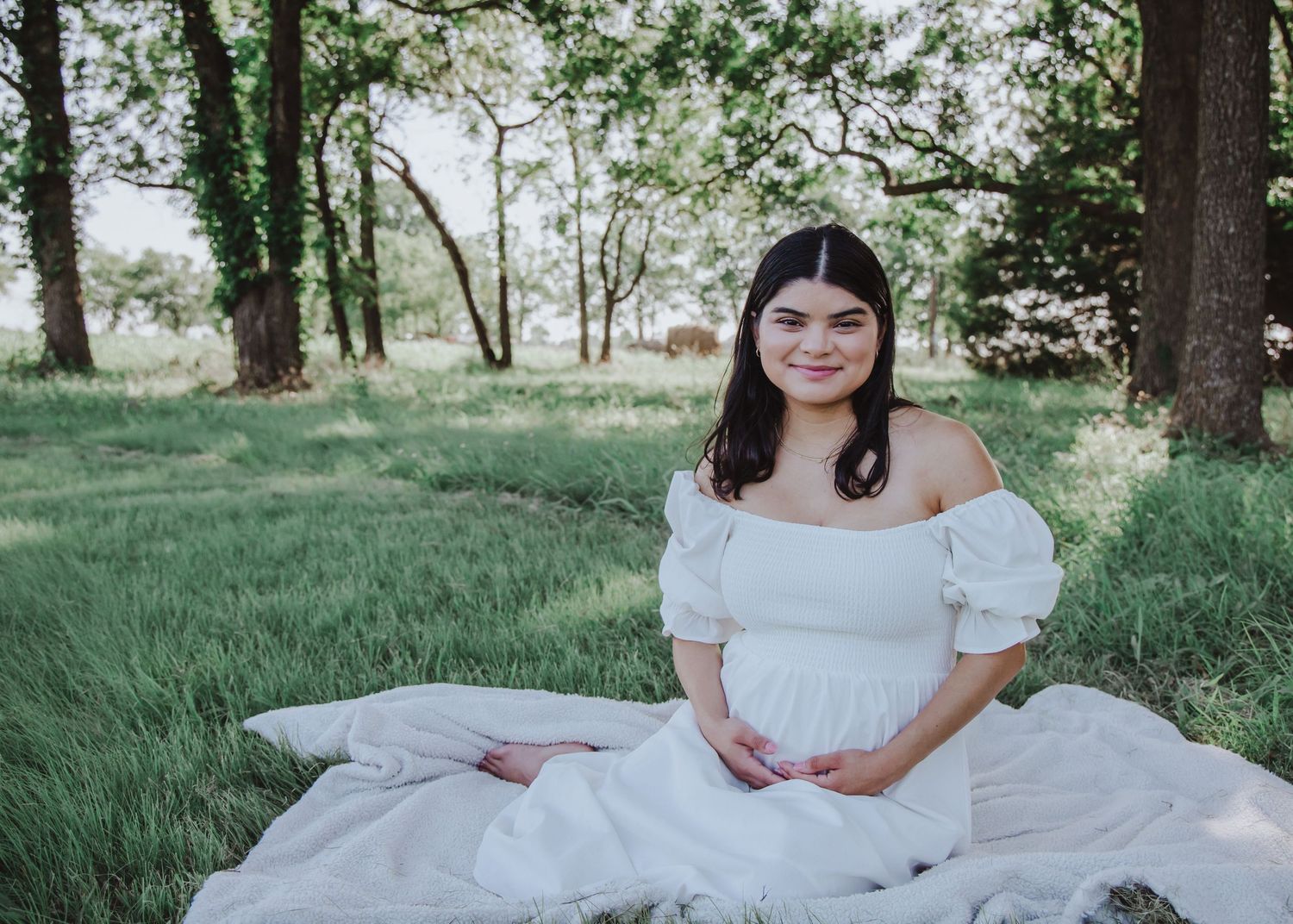 Maternity portrait session in Parker Texas