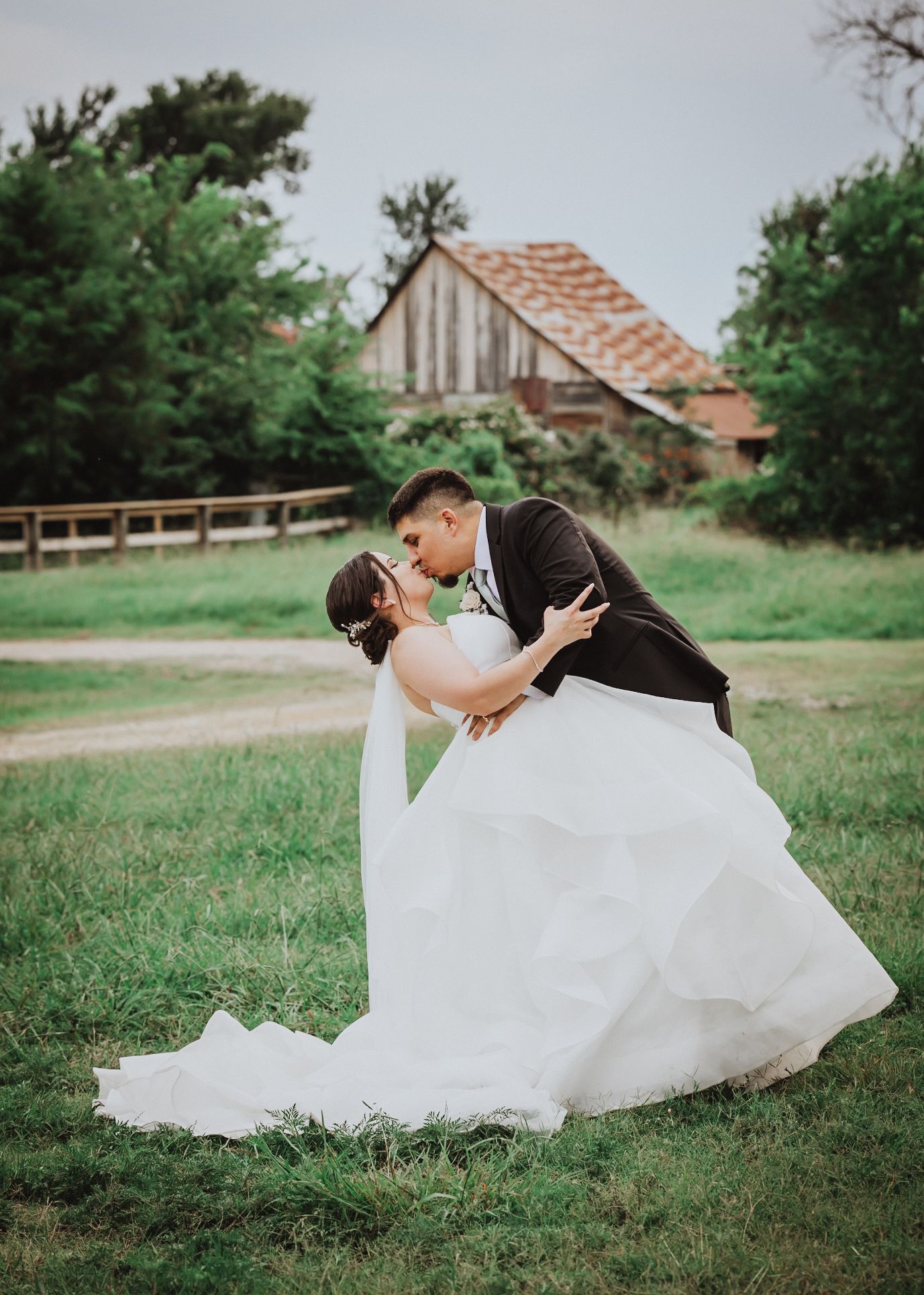 Wedding couple portrait in McKinney TX