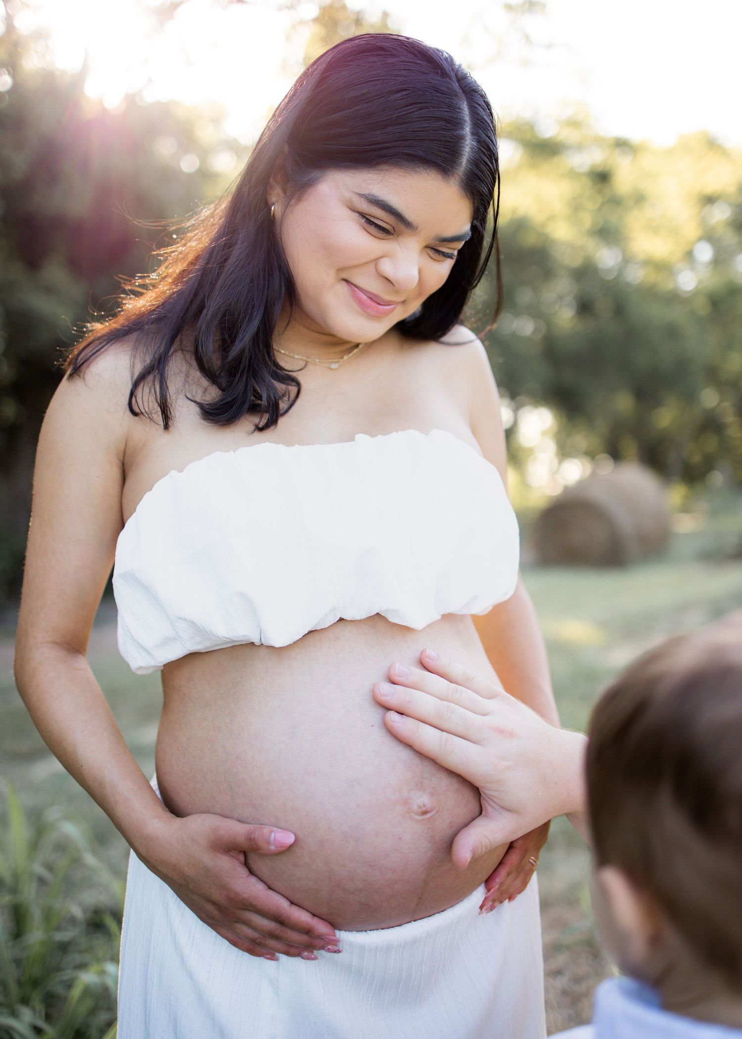 Expecting mother maternity photos in Parker TX