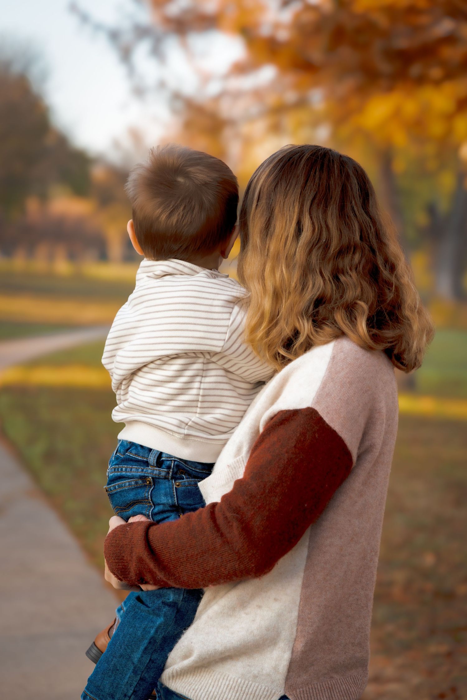 Mom and son fall photos in dallas