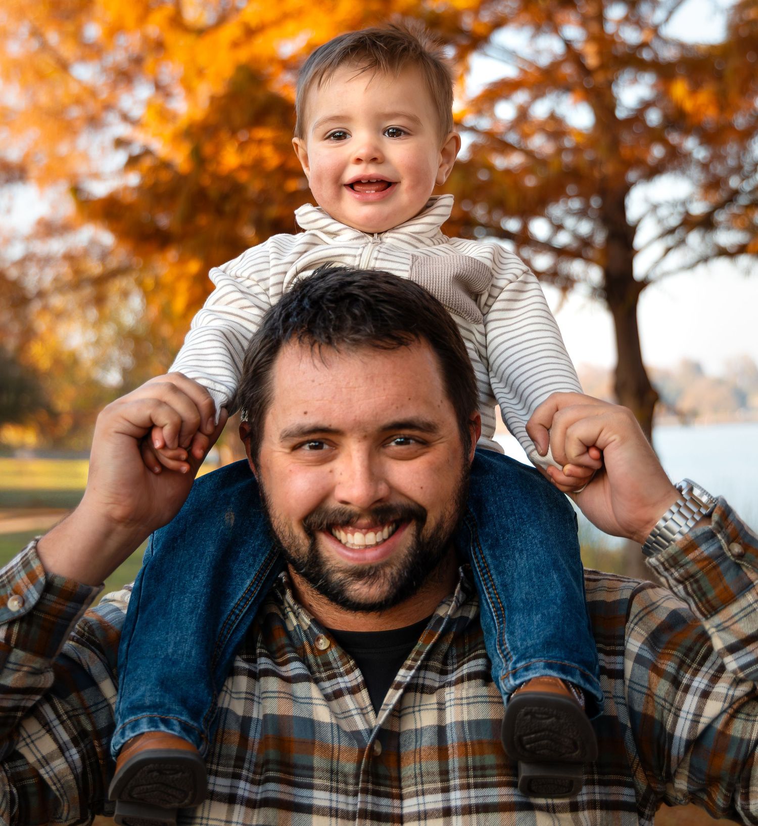 Dad and son fall photos in dallas