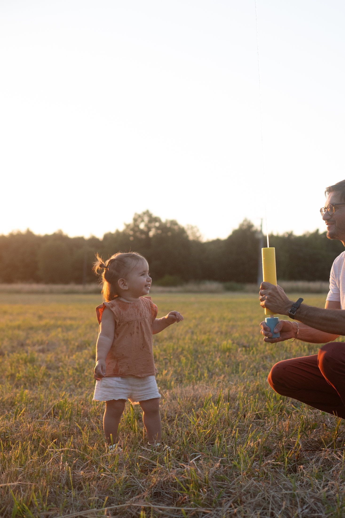 Famille photographiée au coucher du soleil en Haute-Vienne