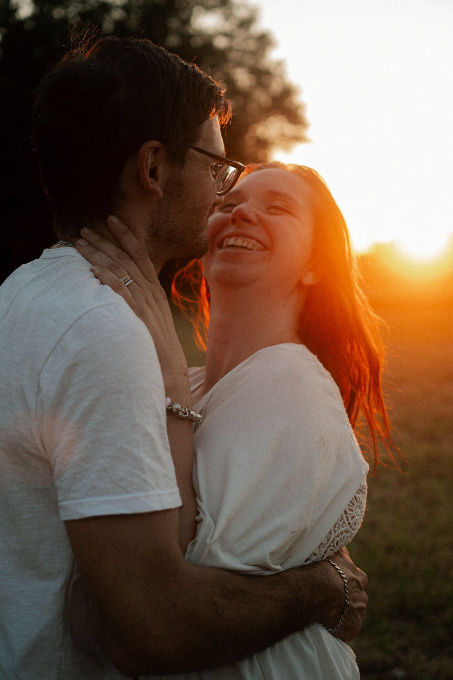Famille photographiée au coucher du soleil en Haute-Vienne
